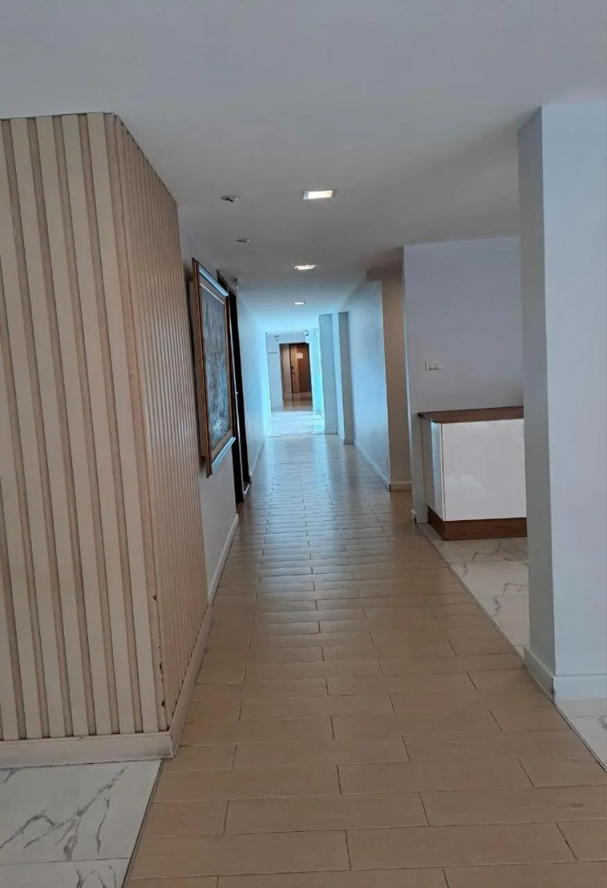 Nantra Ploenchit hotel