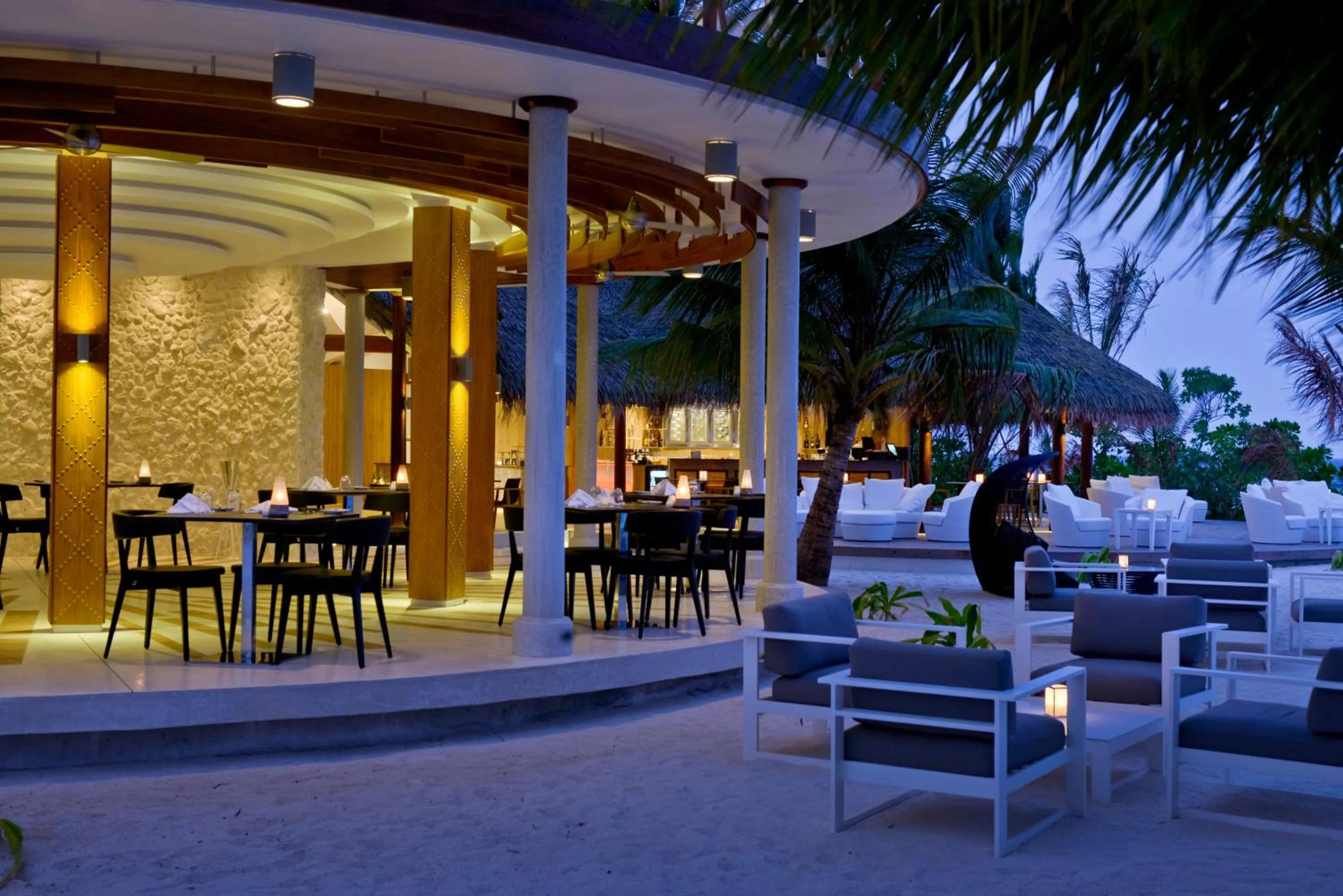 Restaurant/places to eat in Kandolhu Maldives