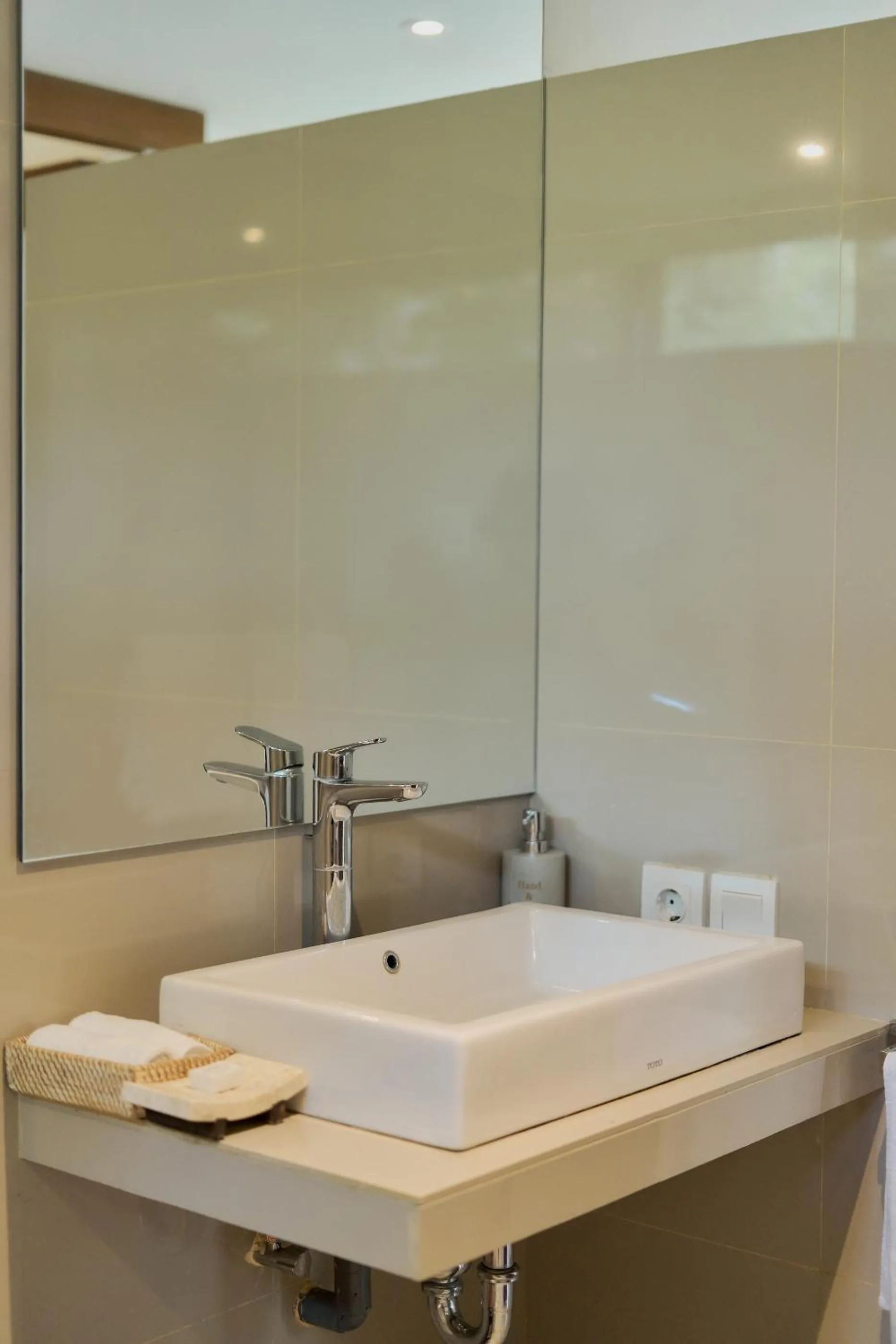 Sama's Cottages and Villas