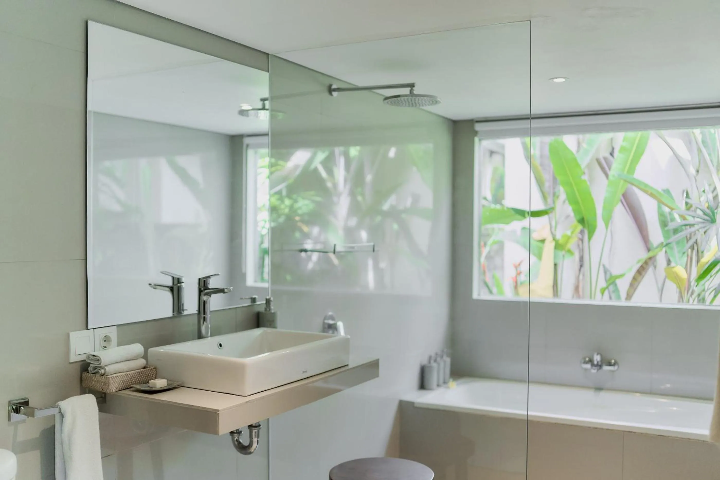 Sama's Cottages and Villas