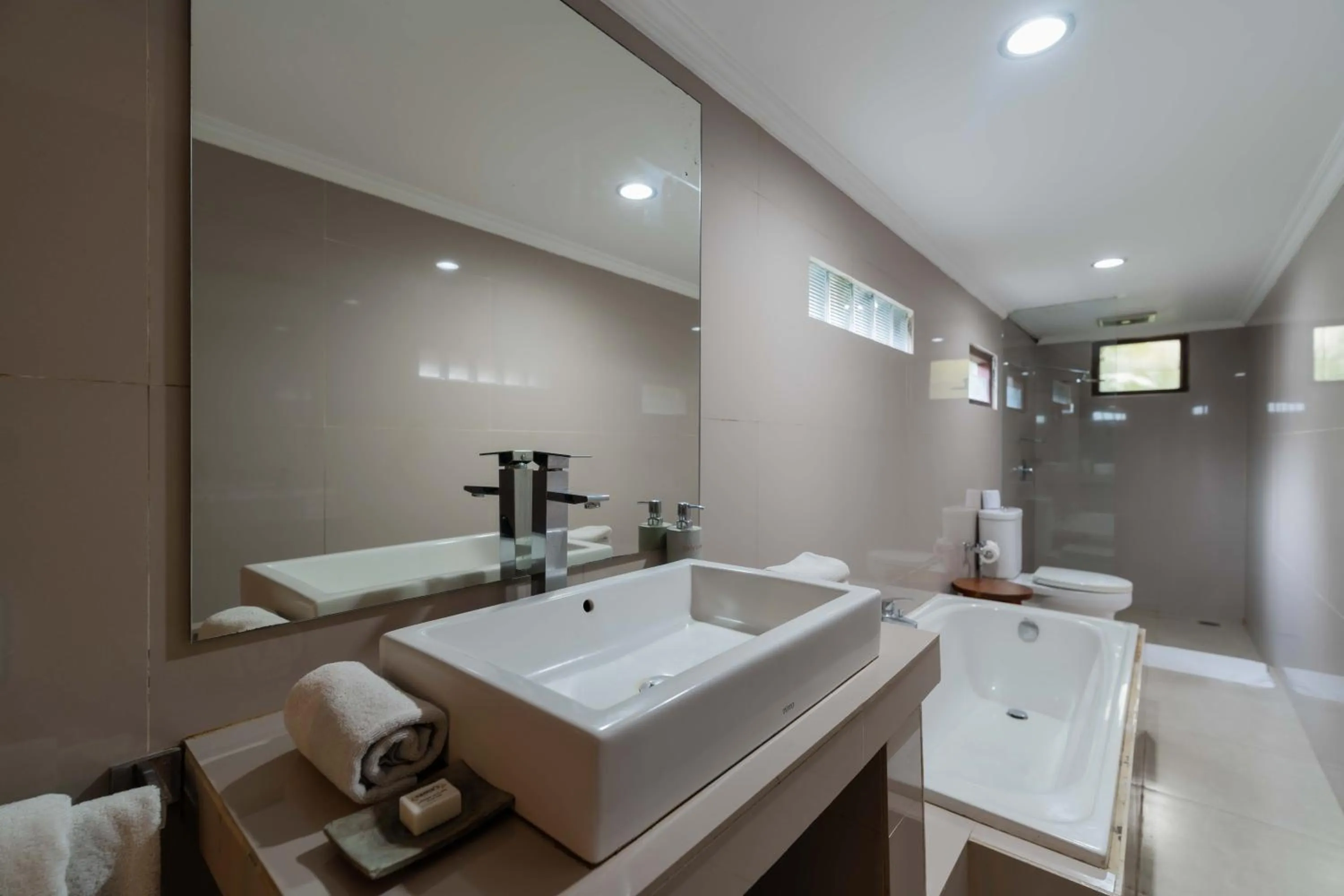 Bathroom in Sama's Cottages and Villas