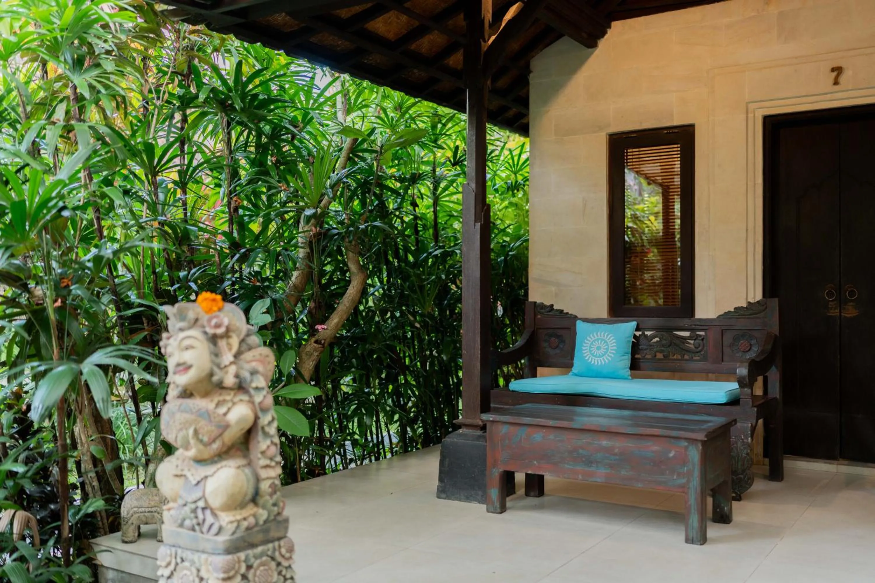 Patio in Sama's Cottages and Villas