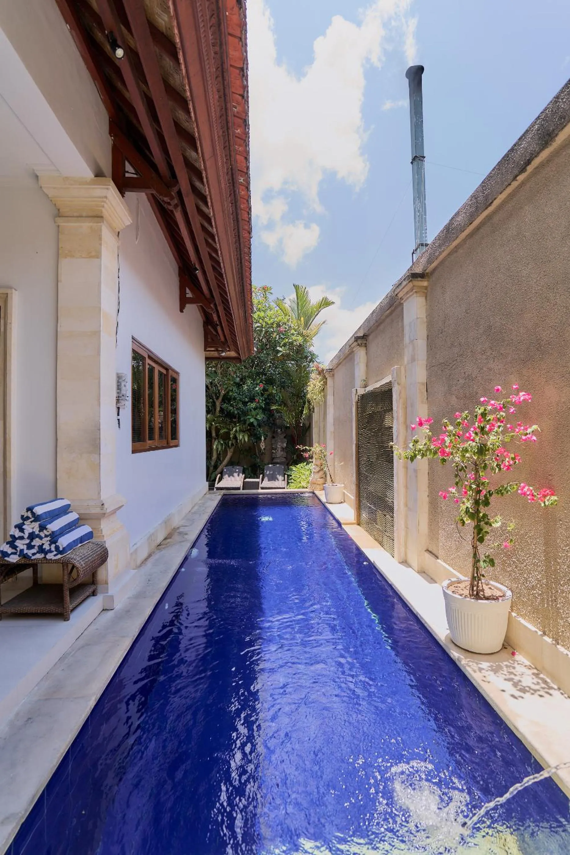 Sama's Cottages and Villas