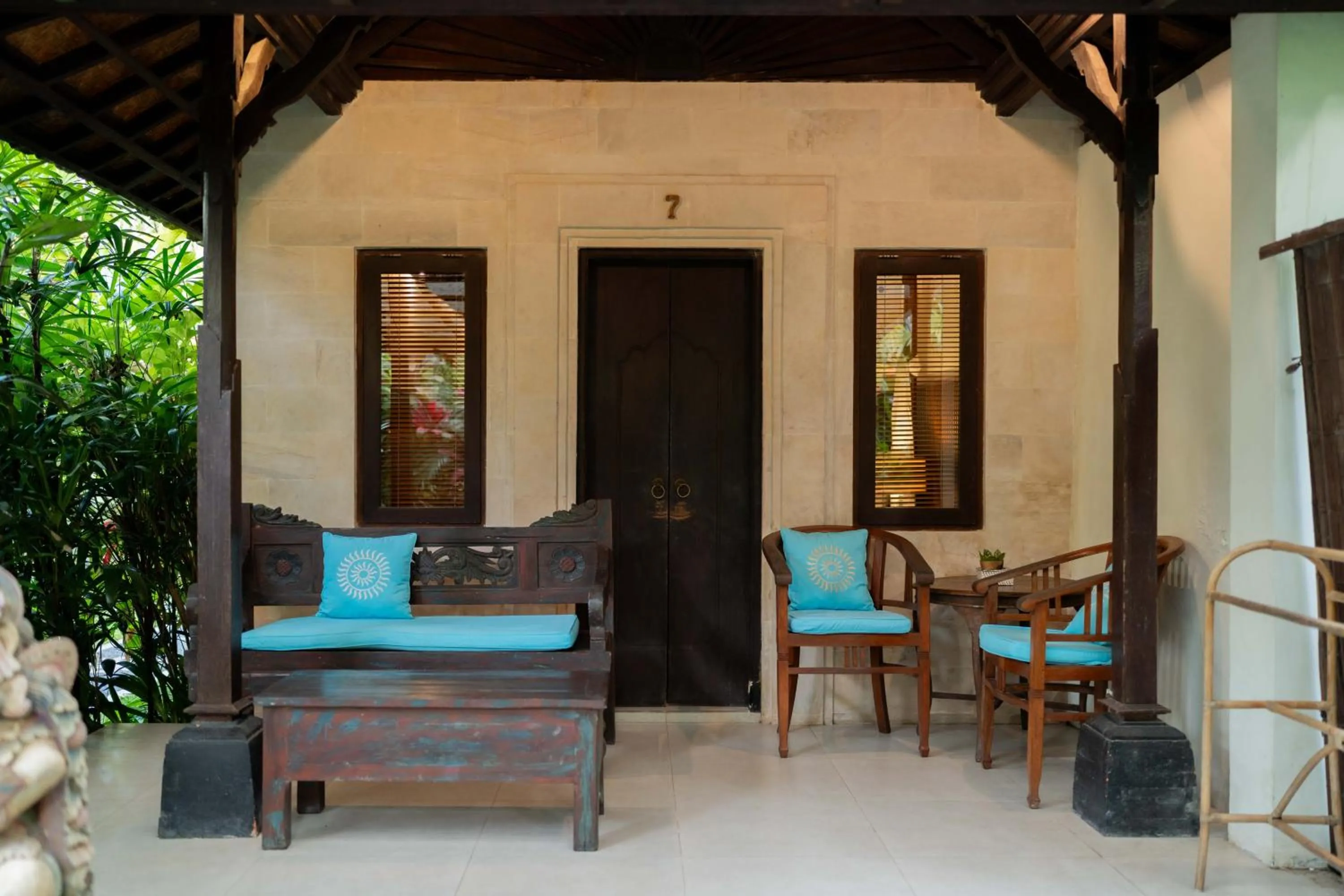 Patio in Sama's Cottages and Villas