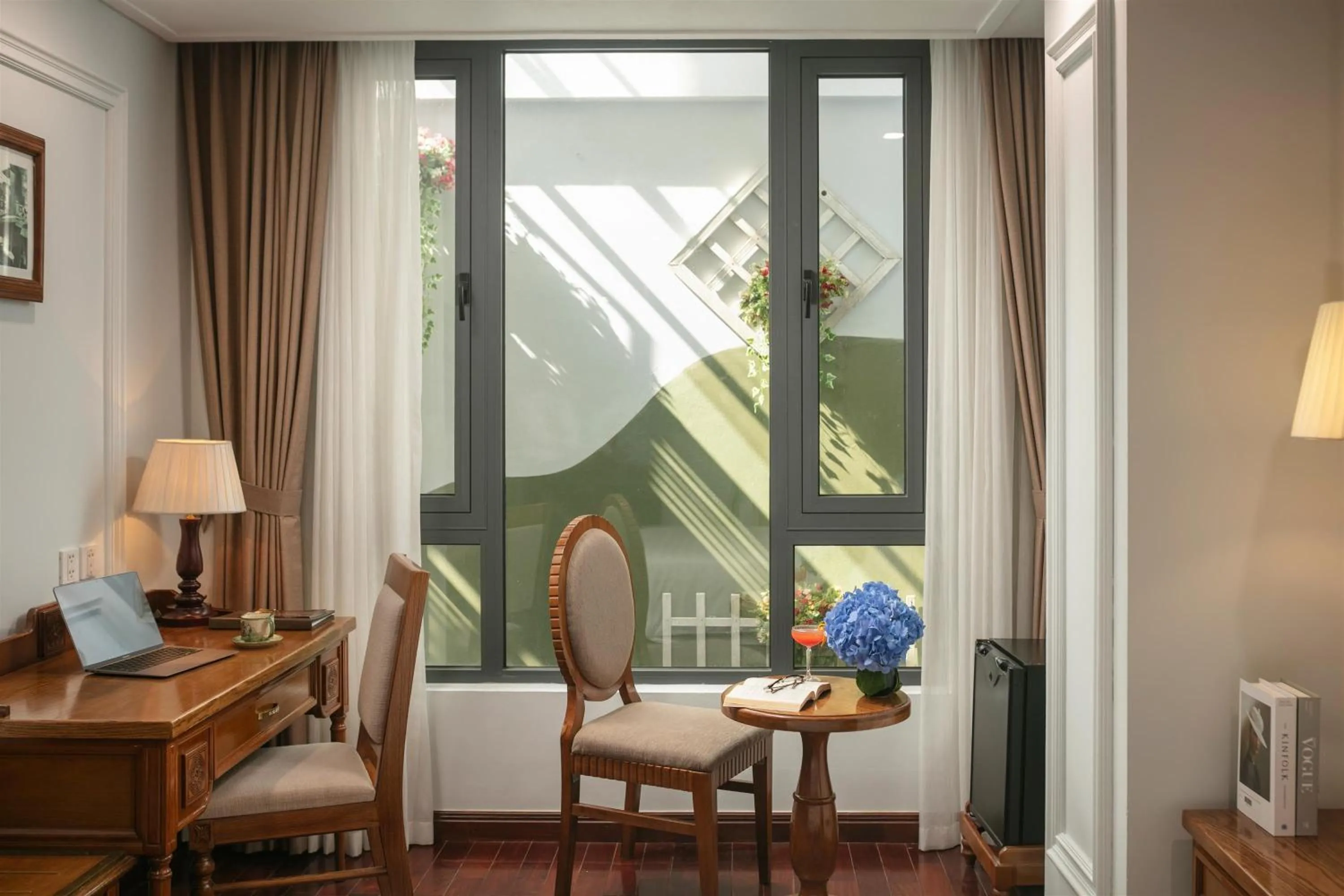 Area and facilities in Hanoi Pearl Hotel