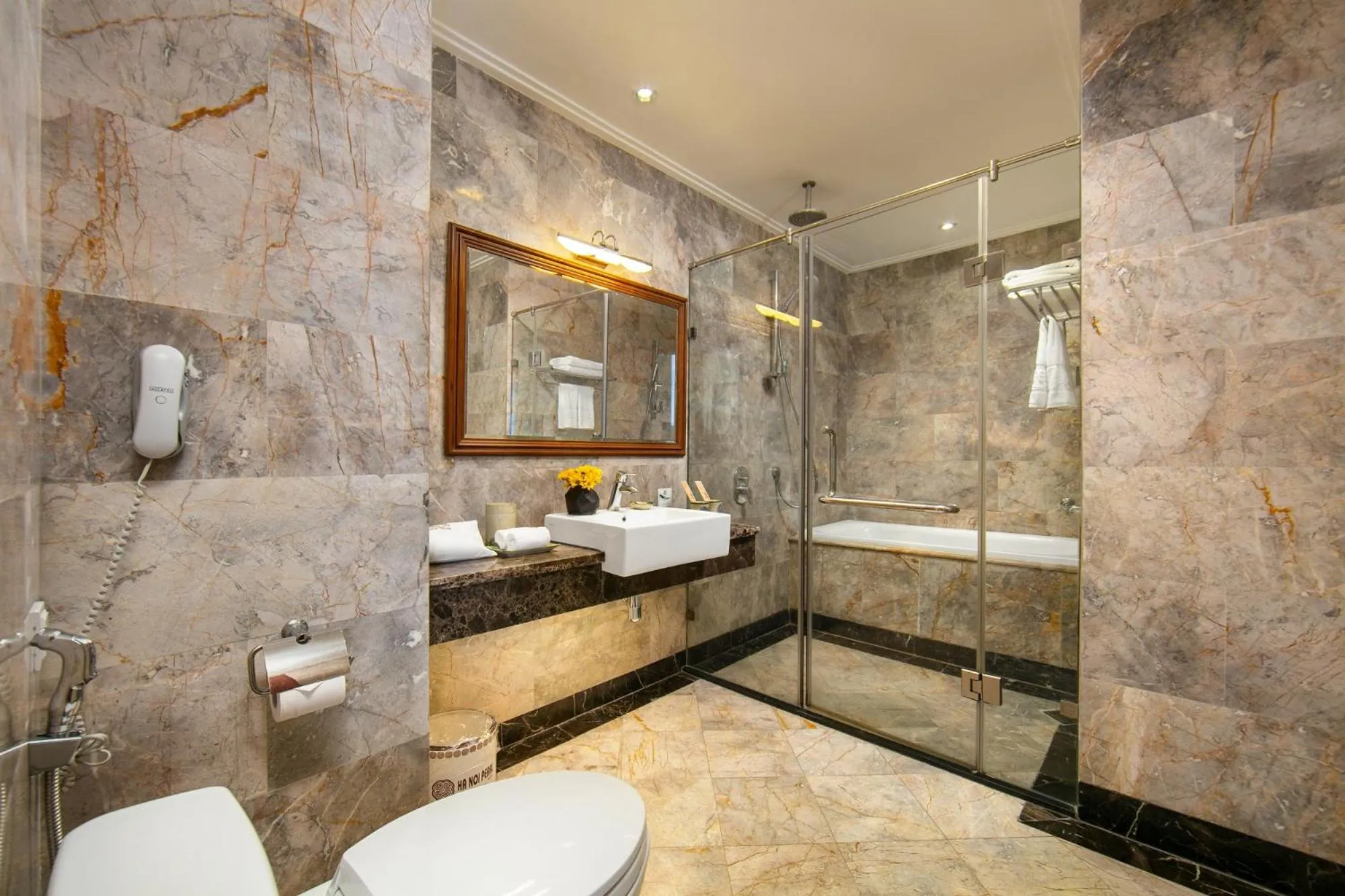 Bathroom in Hanoi Pearl Hotel