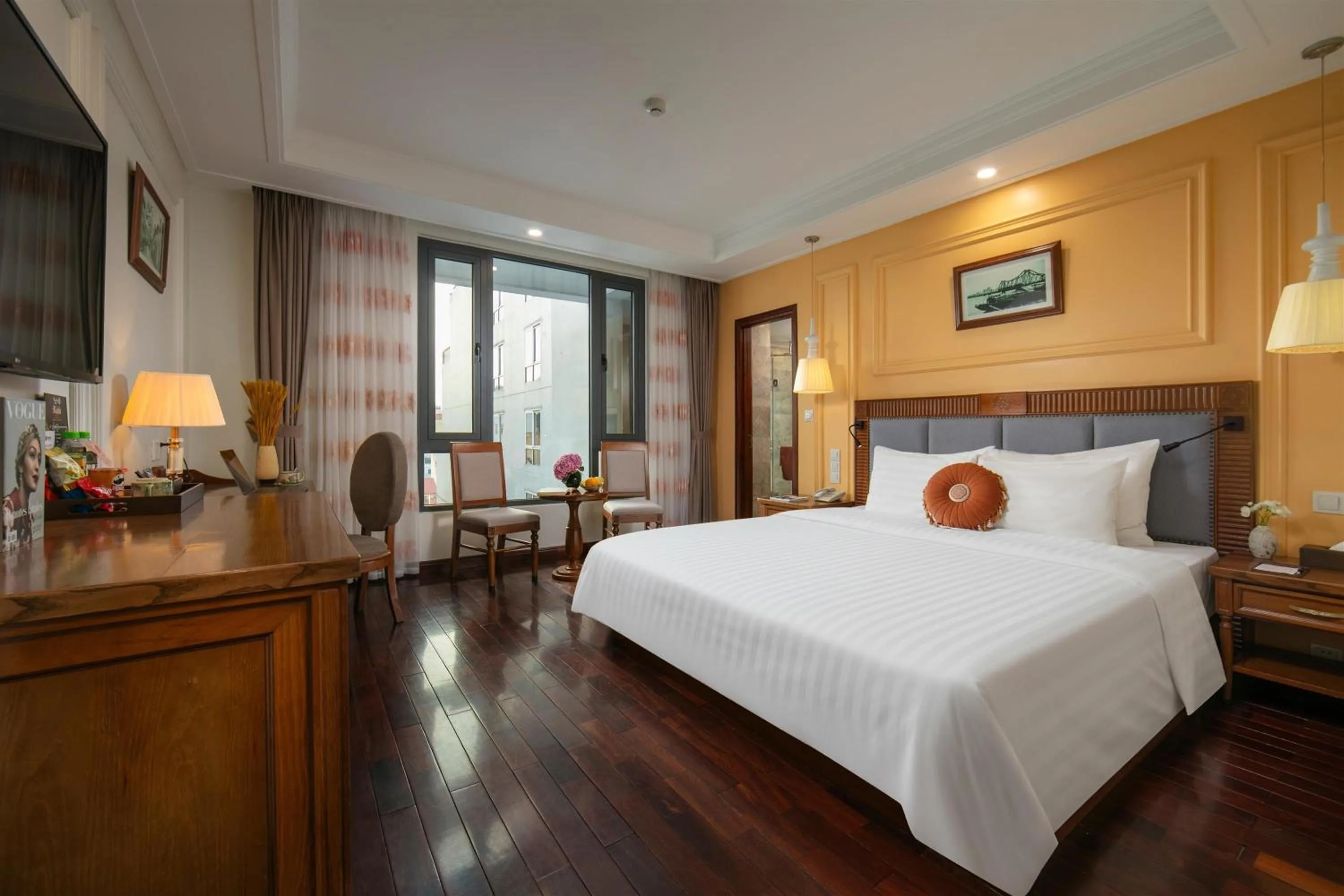 Bedroom, Bed in Hanoi Pearl Hotel