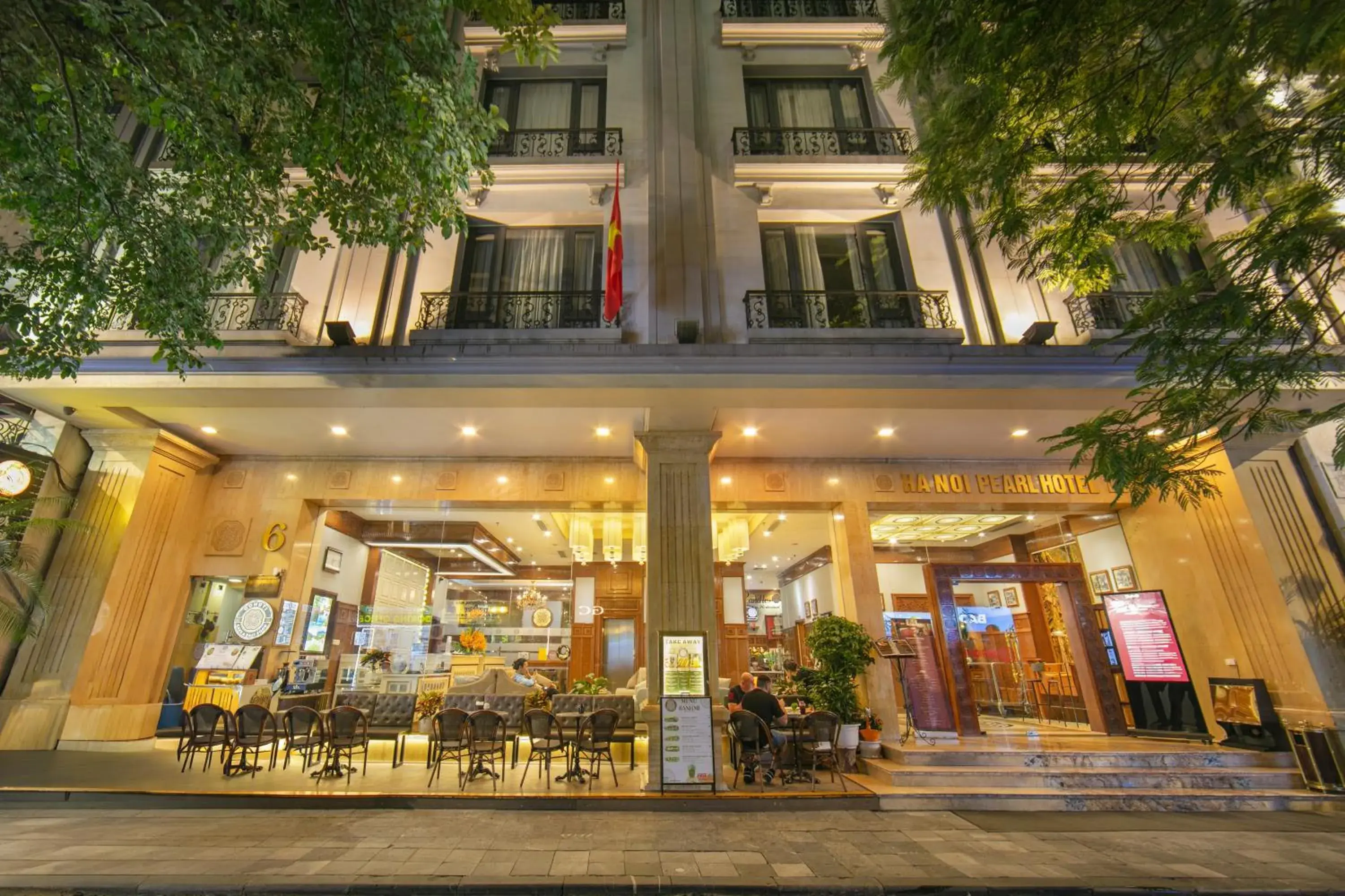 Property building in Hanoi Pearl Hotel Property building in Hanoi Pearl Hotel