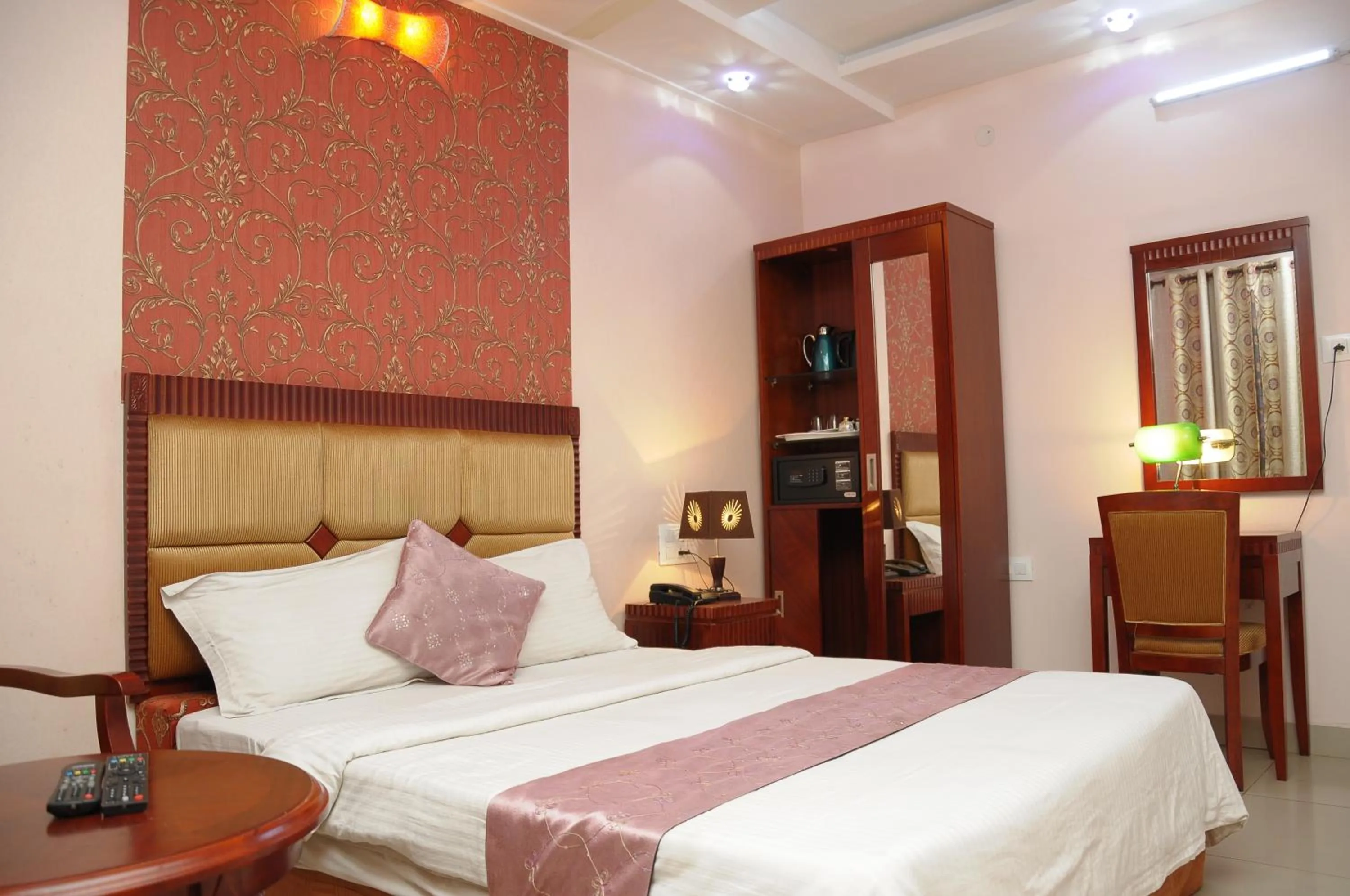 Photo of the whole room in Hotel Kings Kastle