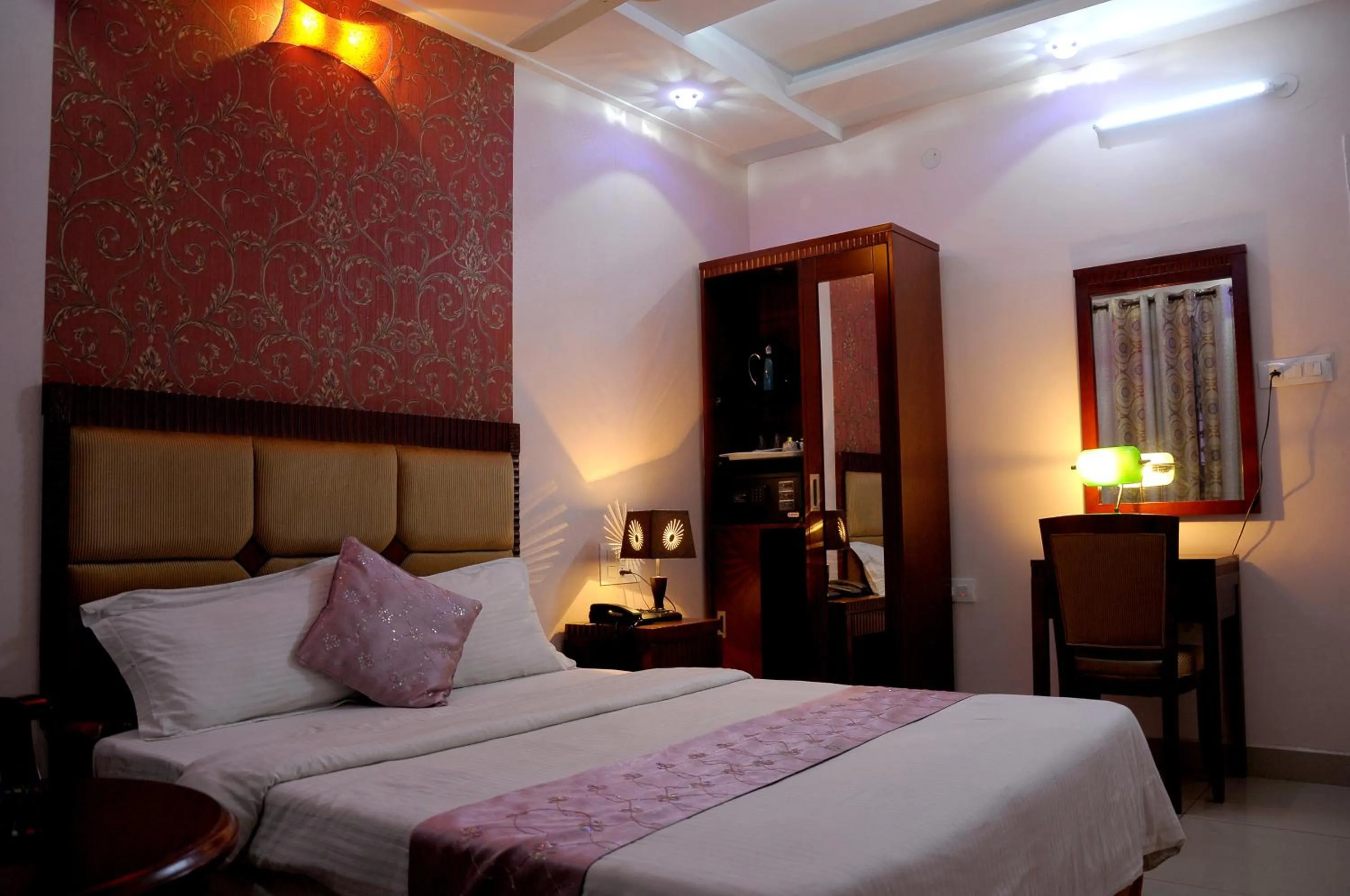 Photo of the whole room in Hotel Kings Kastle