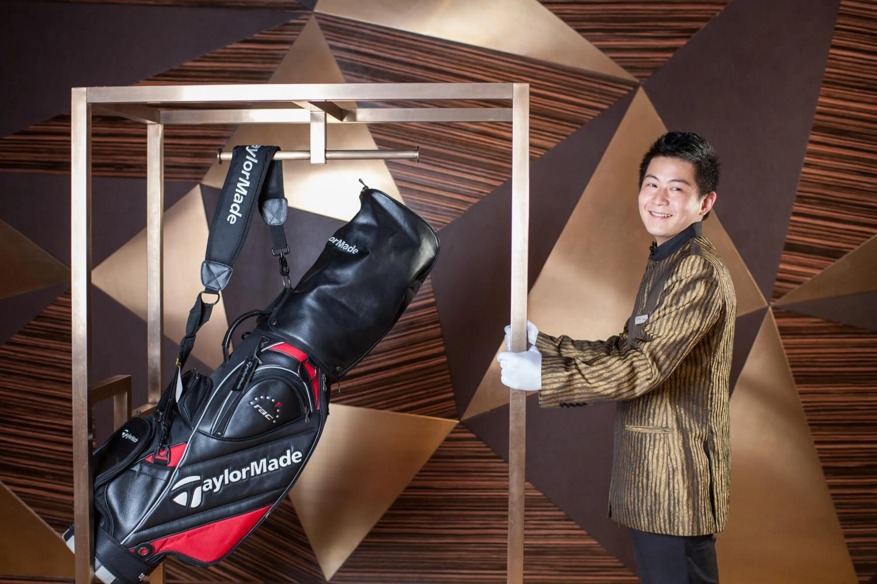 Guests in Grand Skylight International Hotel Guiyang