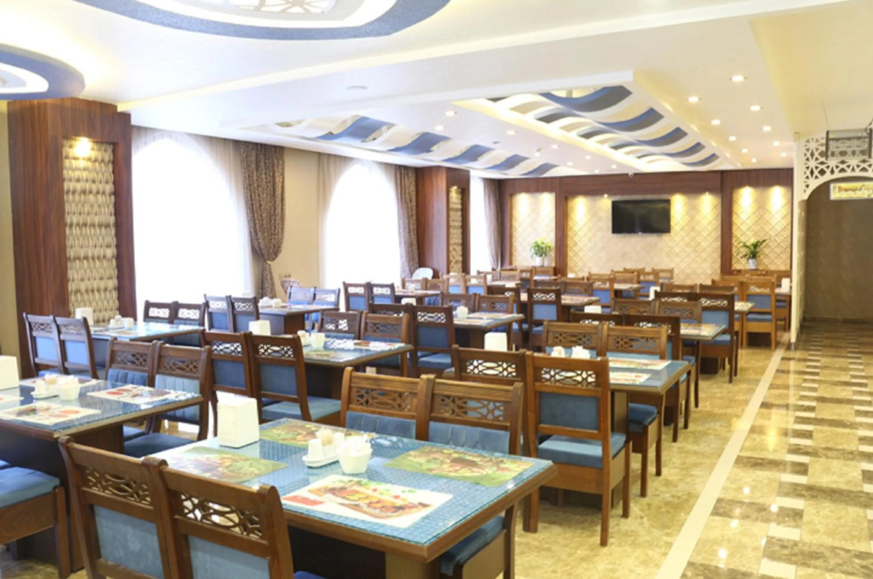 Food and drinks in Mesnevi Hotel