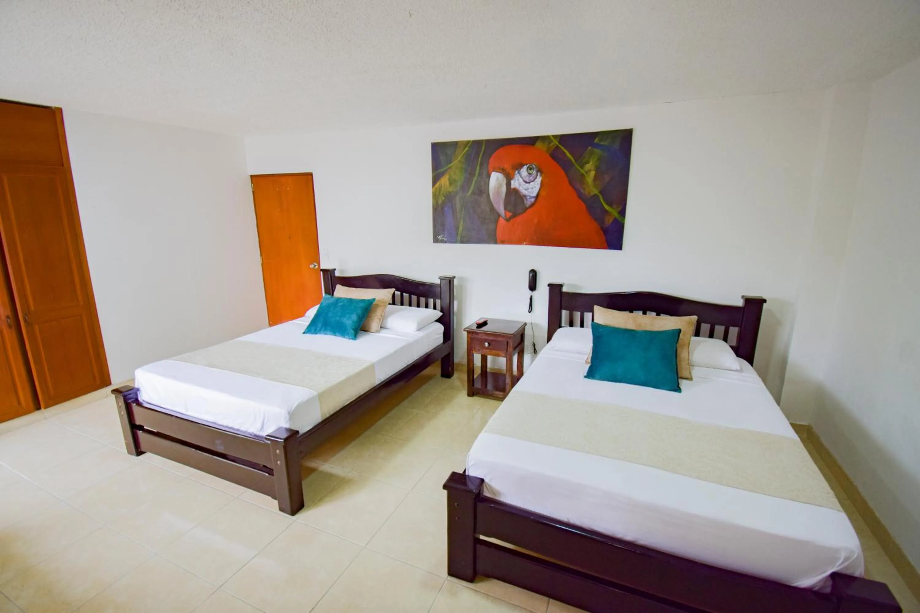 Bed in Hotel Toledo Plaza