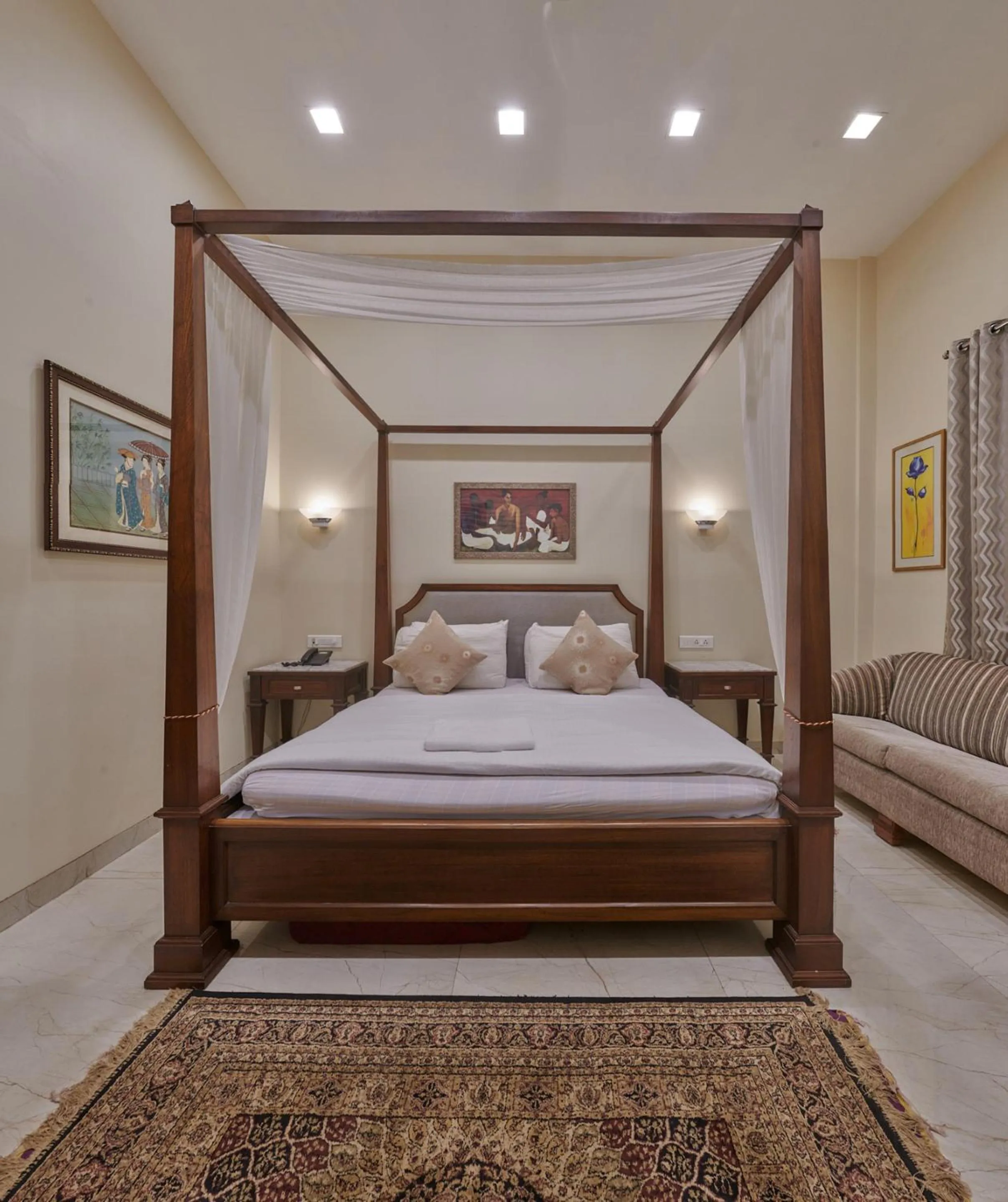Bedroom, Bed in Elphinstone Hotel