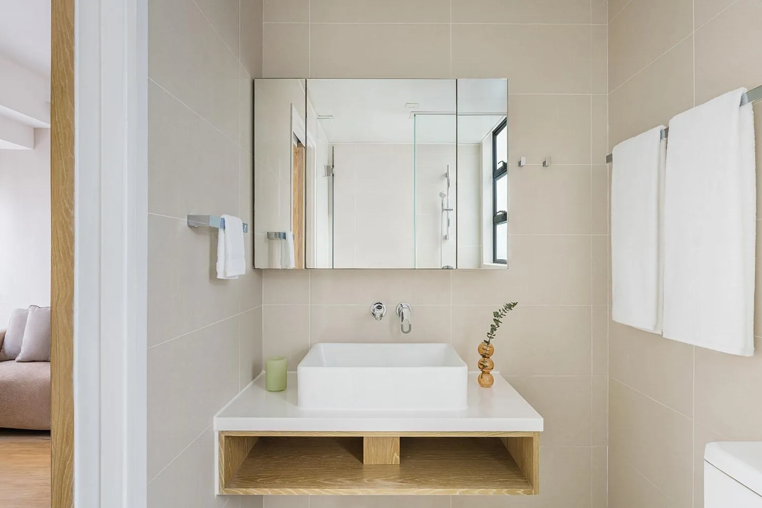 Bathroom in YING'nFLO, Hong Kong, Wan Chai