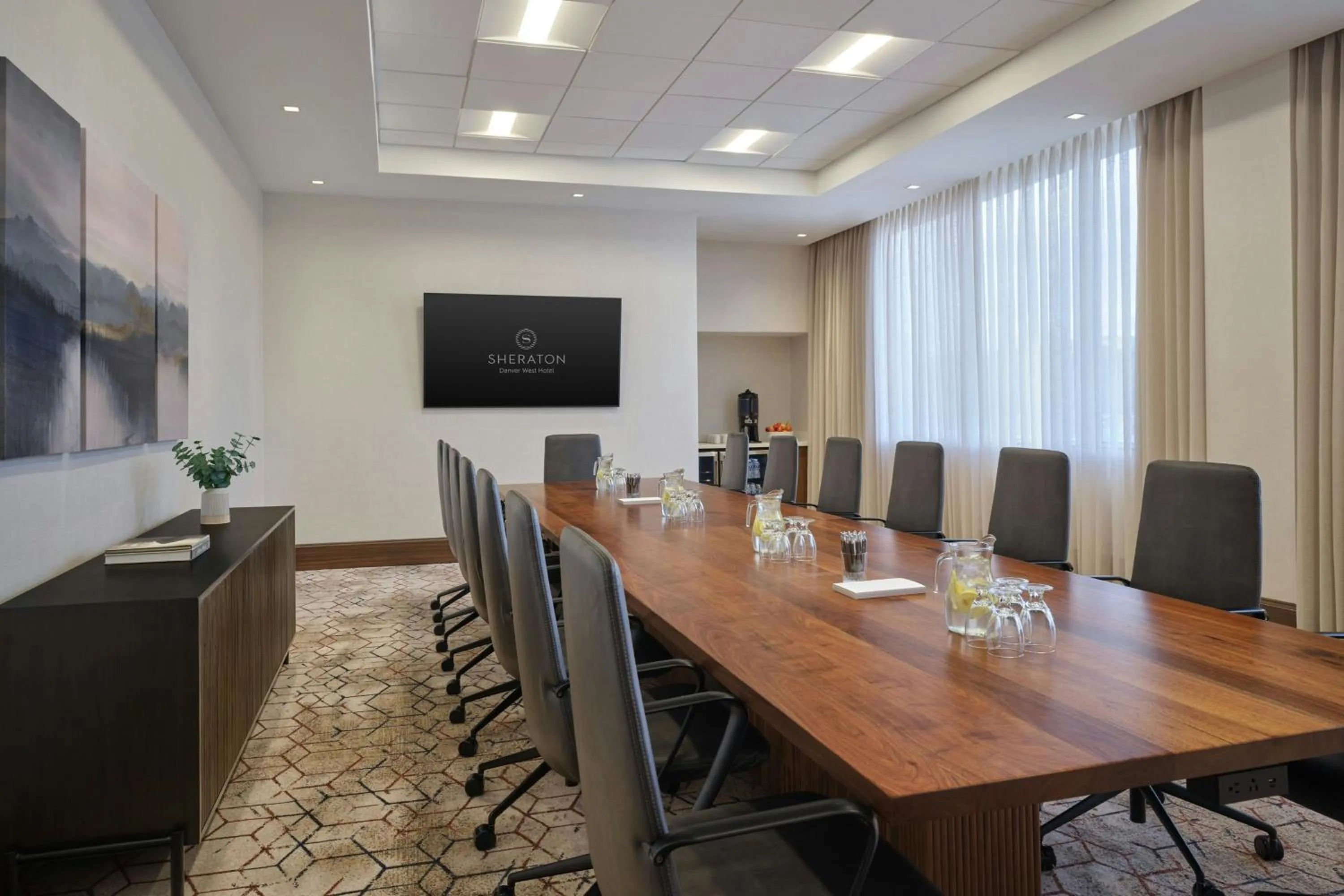 Meeting/conference room in Sheraton Denver West Hotel