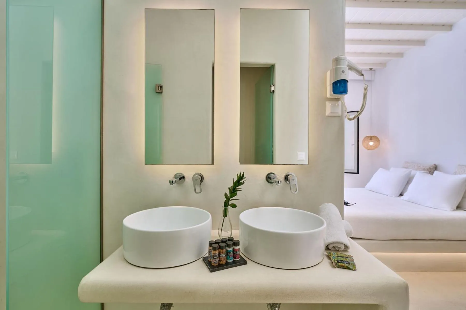 Shower in Paolas Τown Boutique Hotel