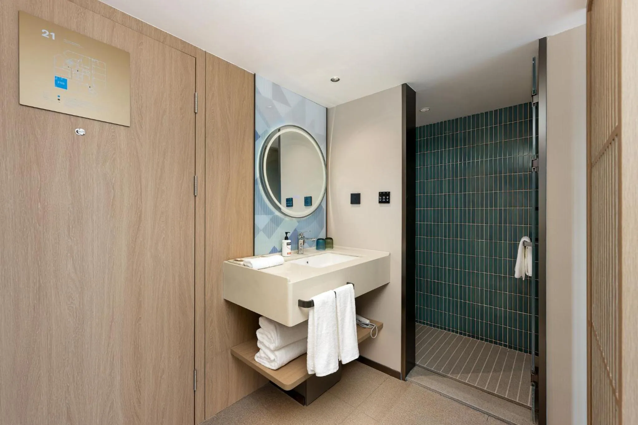 Bathroom in Holiday Inn Express Guiyang Downtown by IHG