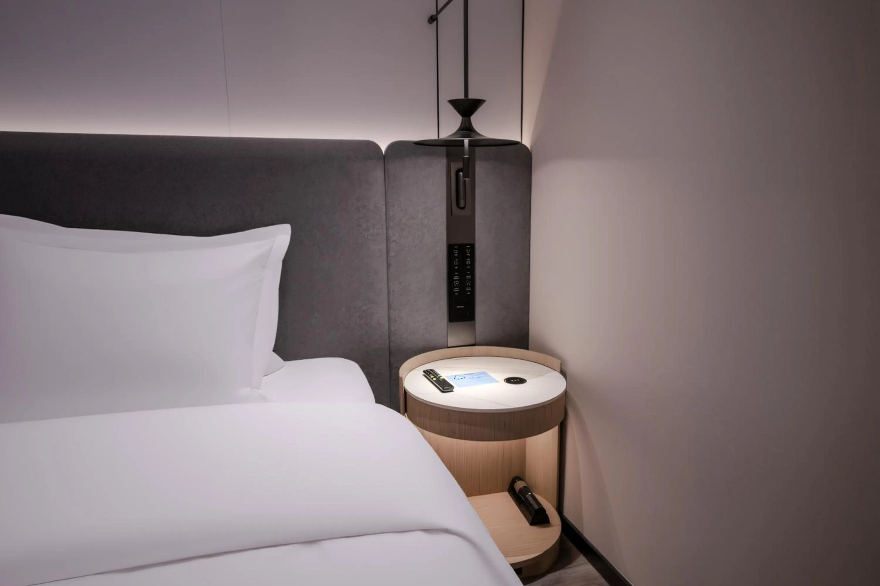 Bed in Holiday Inn Express Guiyang Downtown by IHG