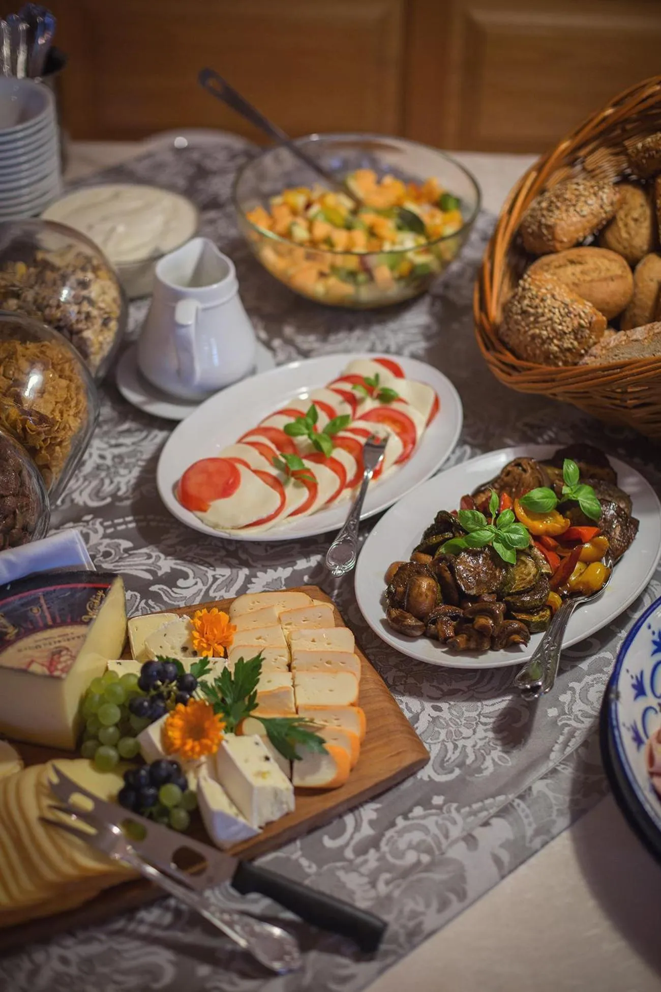 Buffet breakfast in Der Patrizierhof - Weingut Gasthof Hotel - Familie Grebner