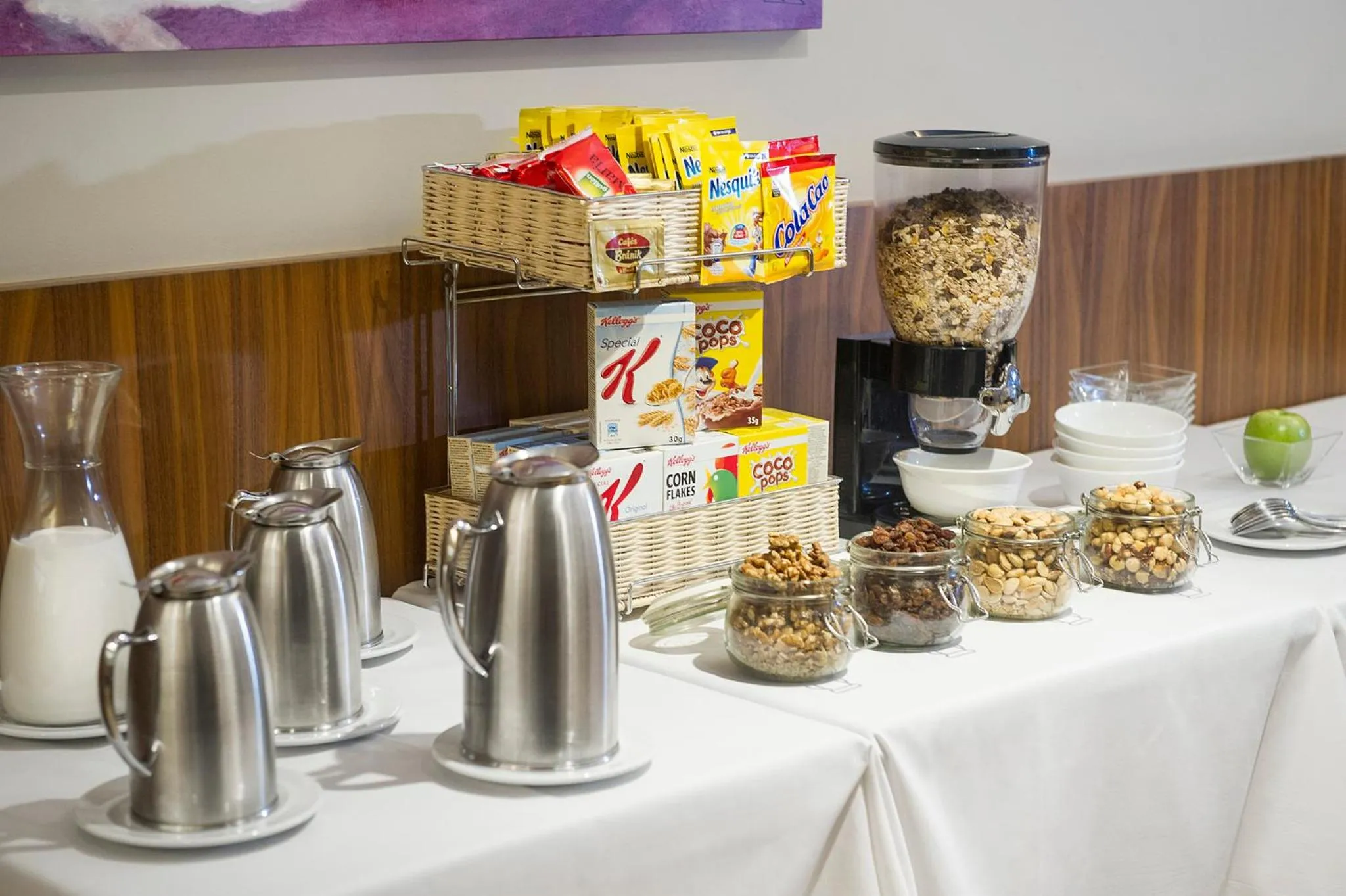 Buffet breakfast in Sercotel Ciudad de Miranda