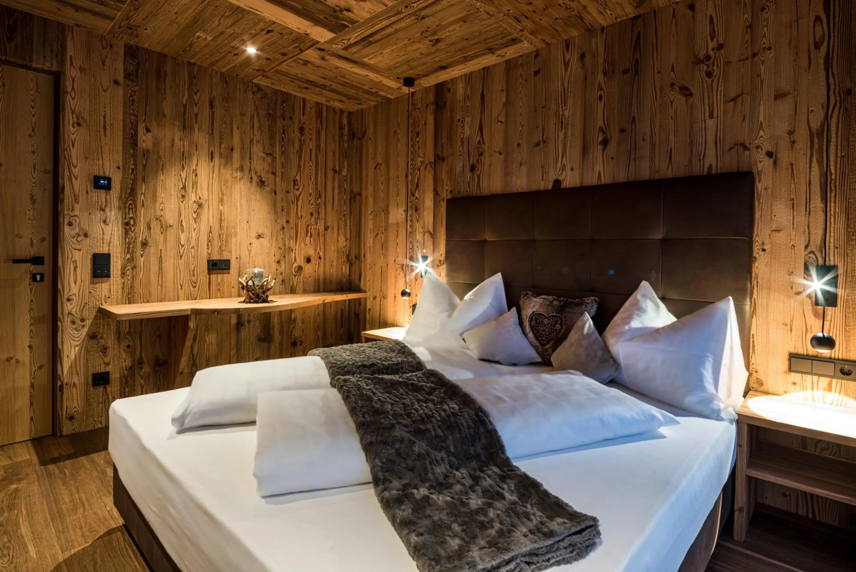 Photo of the whole room, Bed in Mi Coa