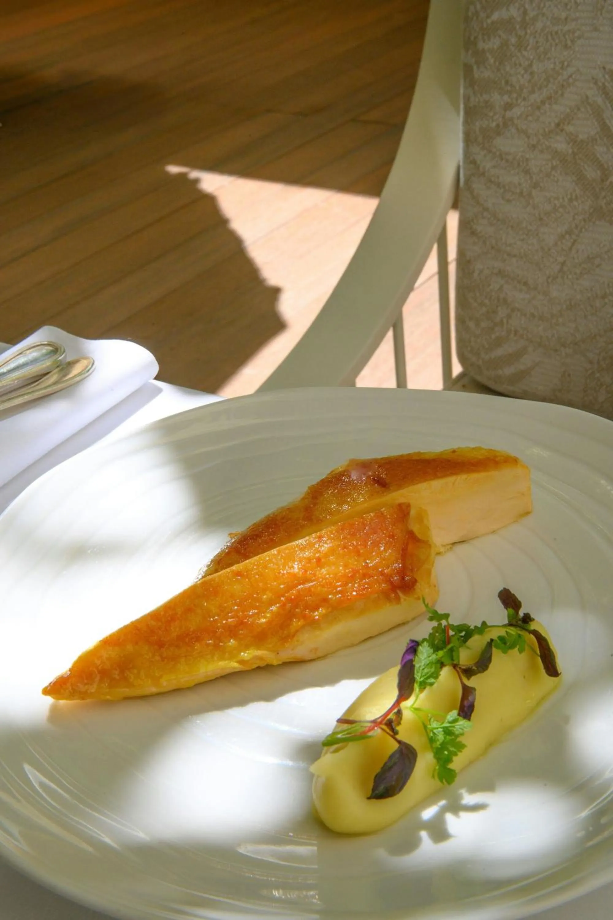 Meeting/conference room in Renaissance Paris Nobel Tour Eiffel Hotel