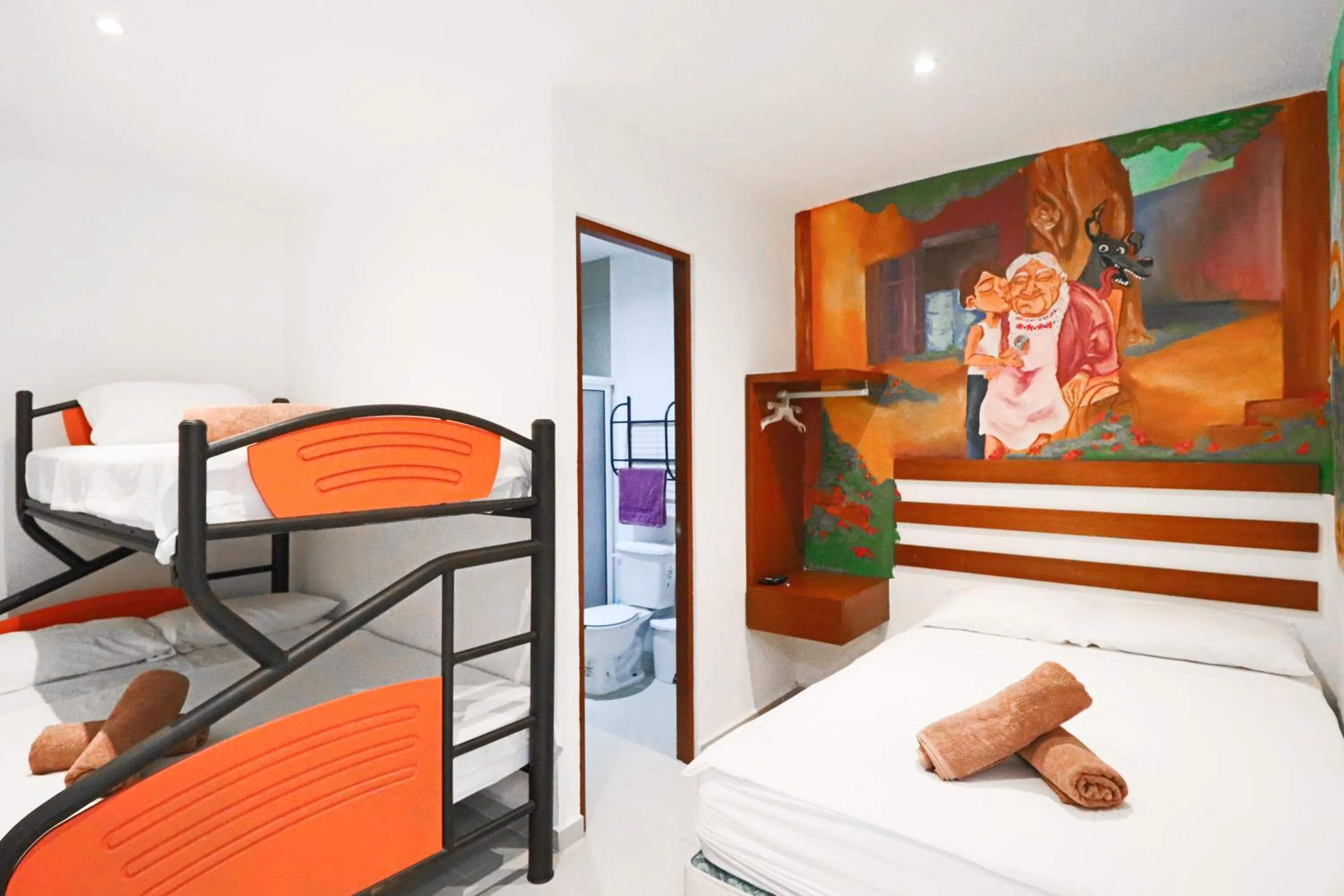 bunk bed in Villa Leo Cancún Downtown