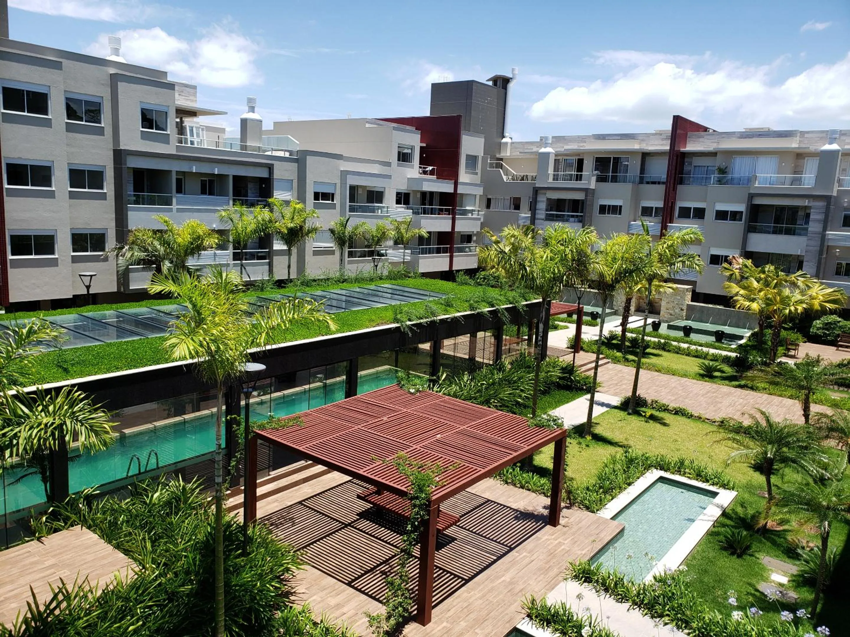 Apartamento em frente à praia do Campeche