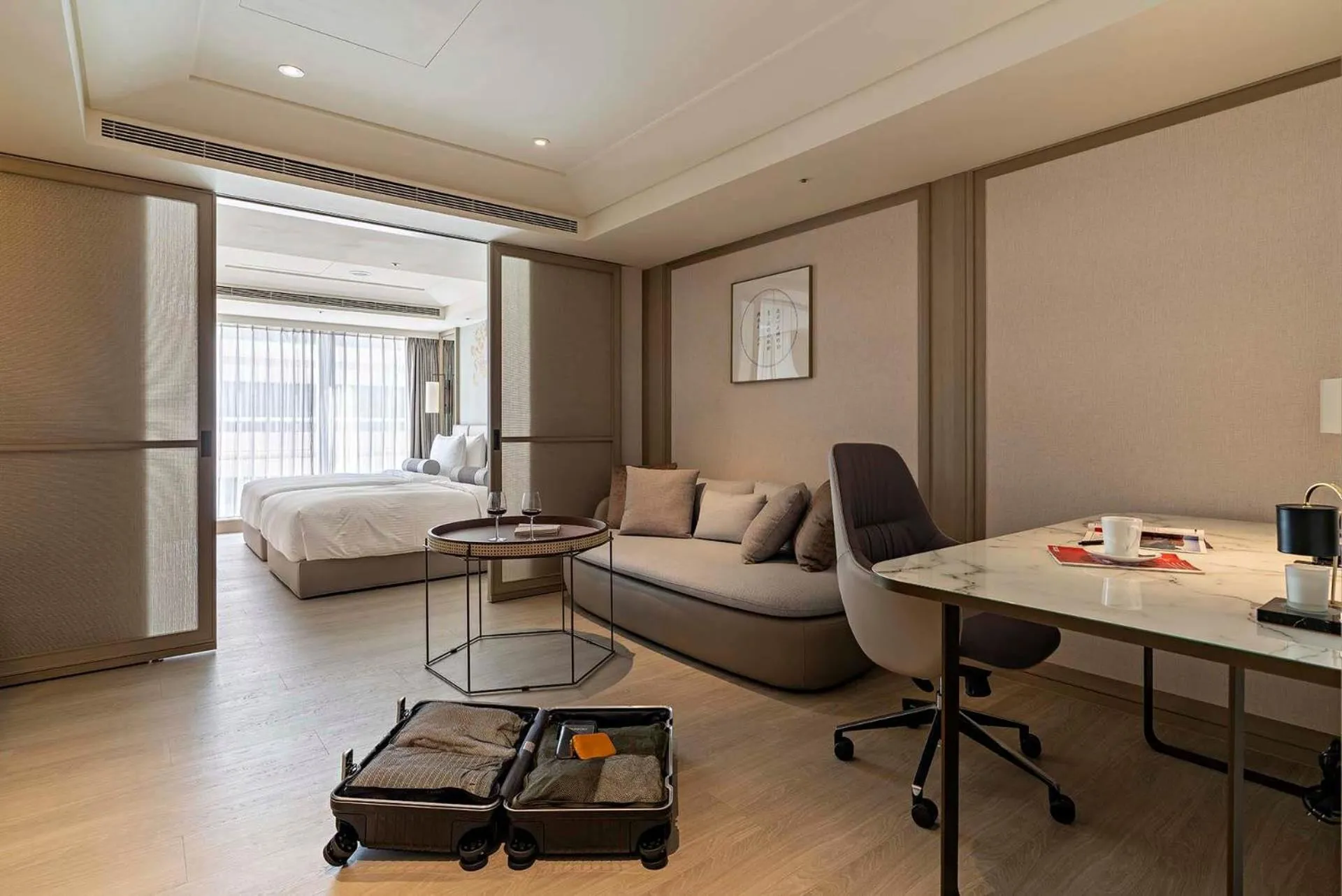 Photo of the whole room in Hanns House