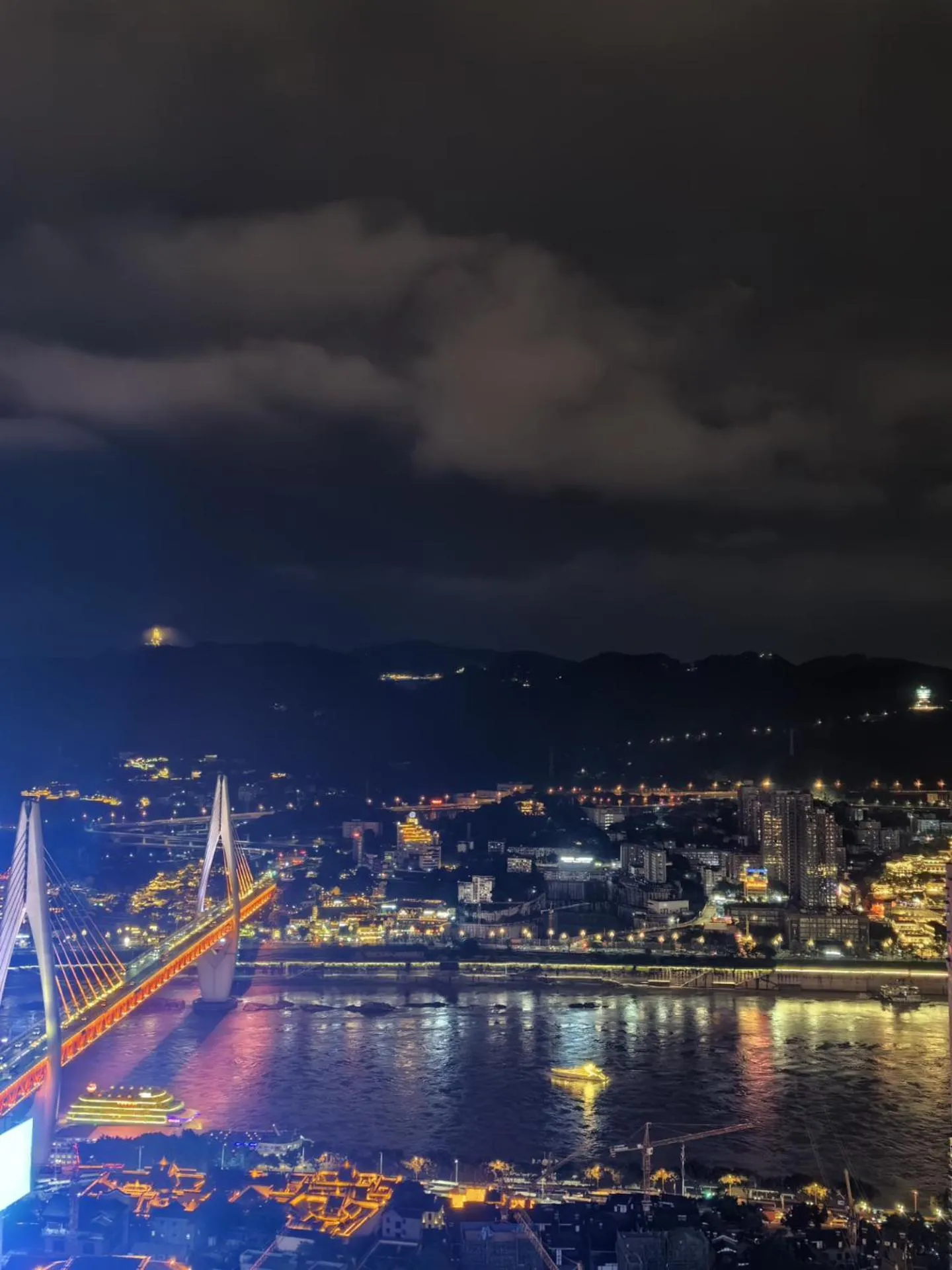 Yunqi River View Terrace Hotel