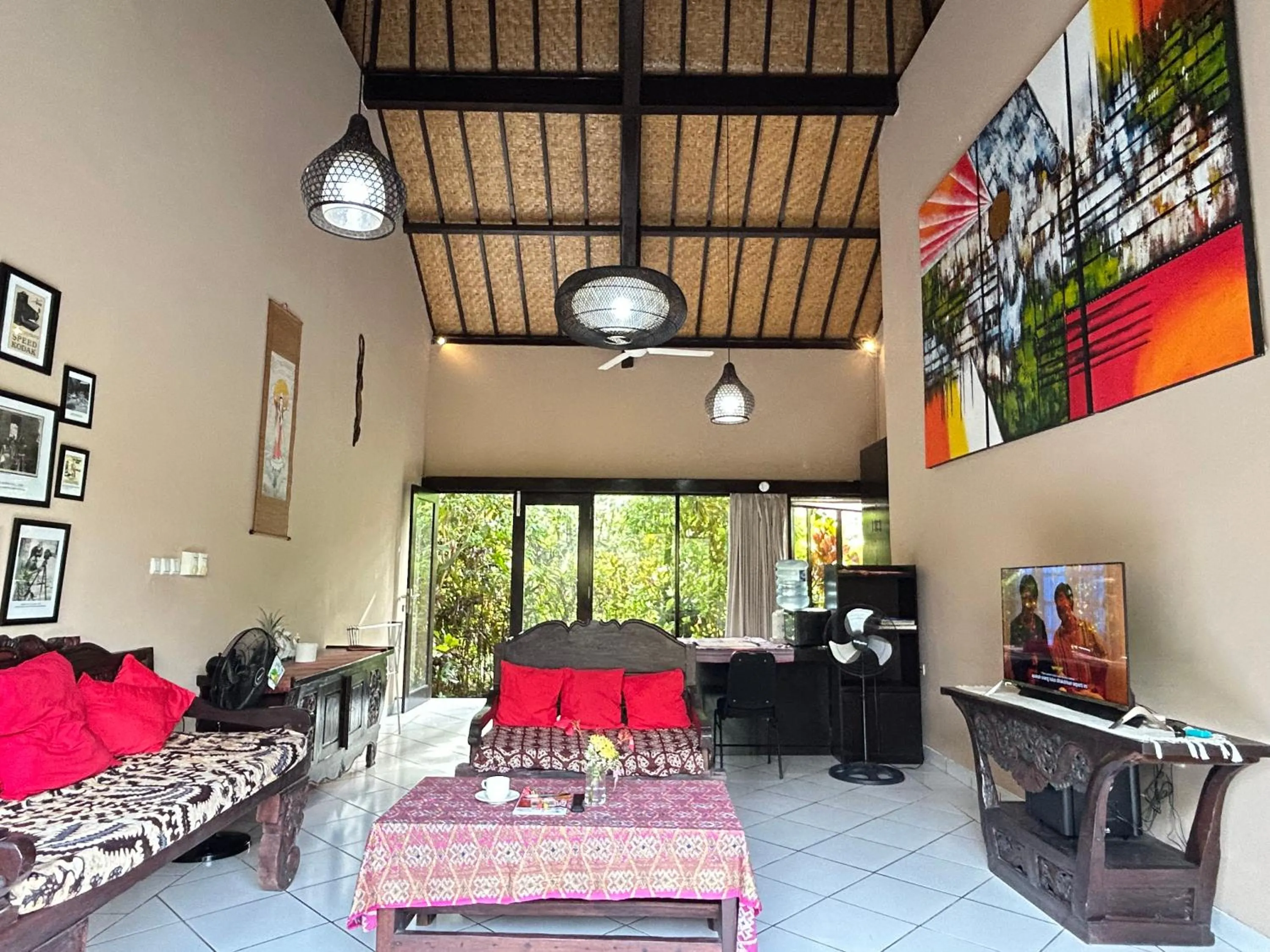 Ambary Ubud Private Courtyard Villa - For One Group Only