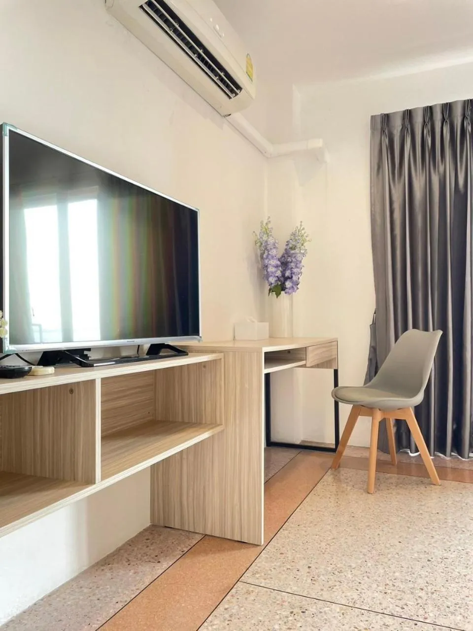 Area and facilities in A.K. Terrace Hotel