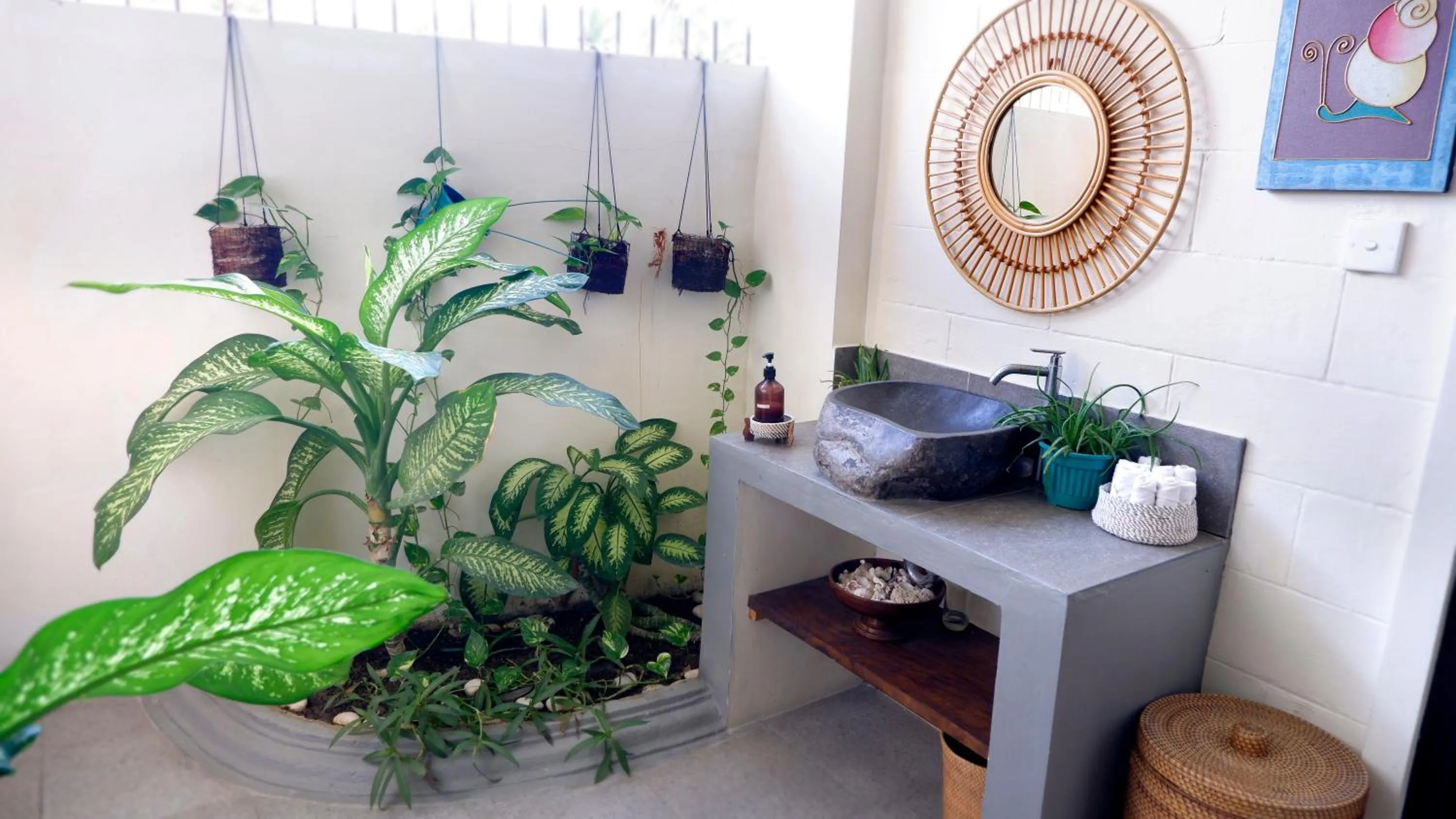 Massage in Bruga Villas Restaurant and Spa