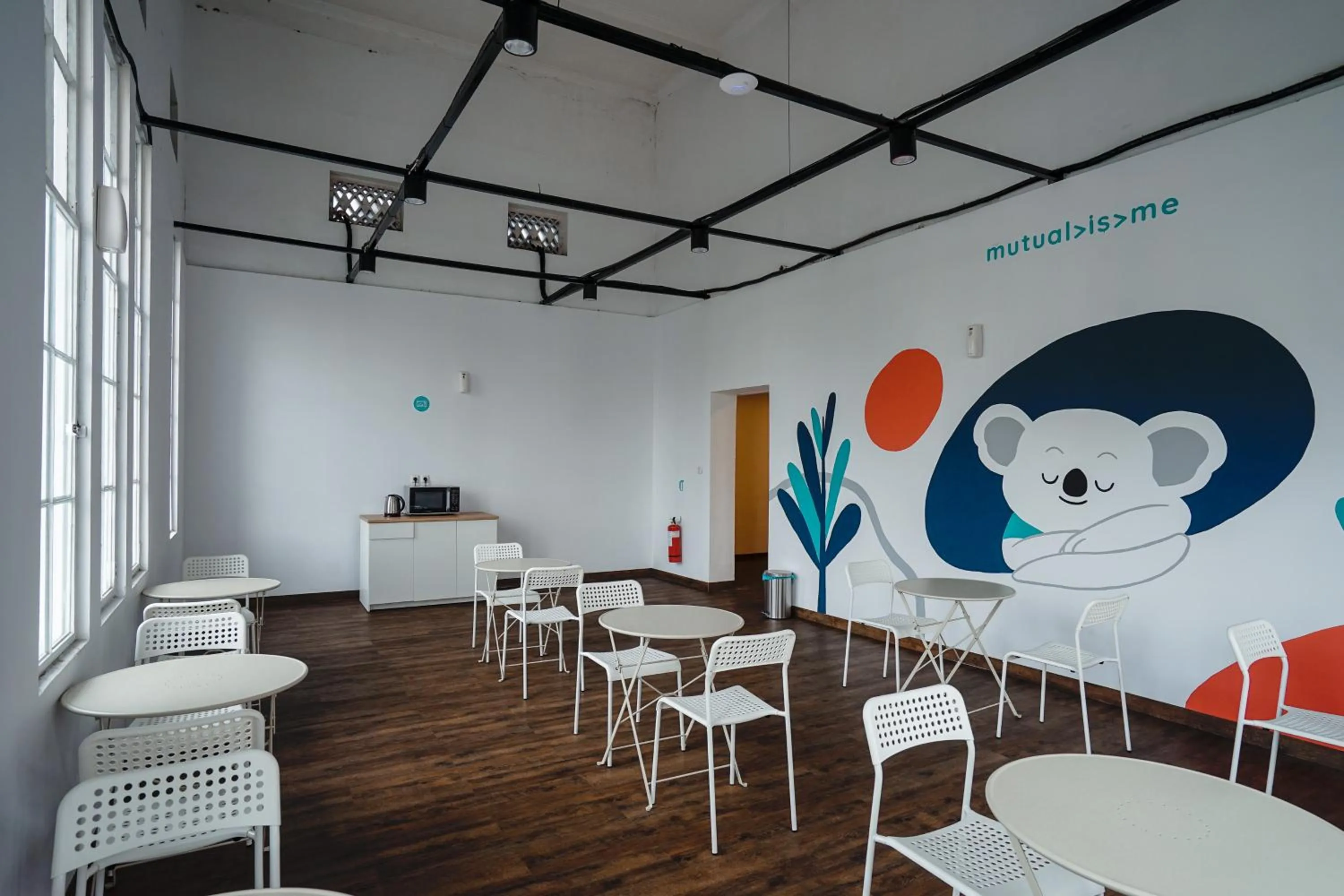 Bobopod Kota Tua, Jakarta