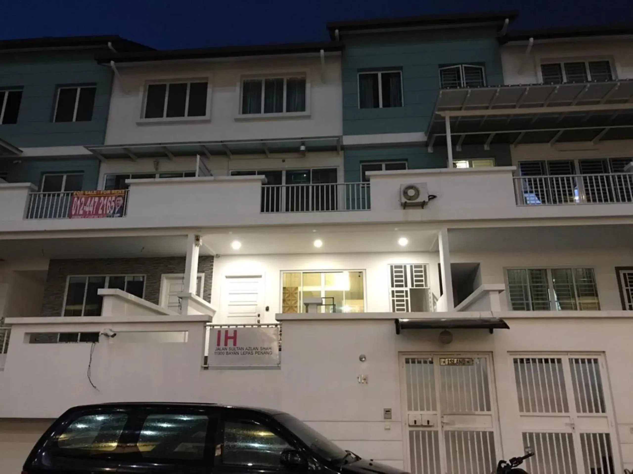 Property building in Island Hostel Bayan Lepas Airport Property building in Island Hostel Bayan Lepas Airport