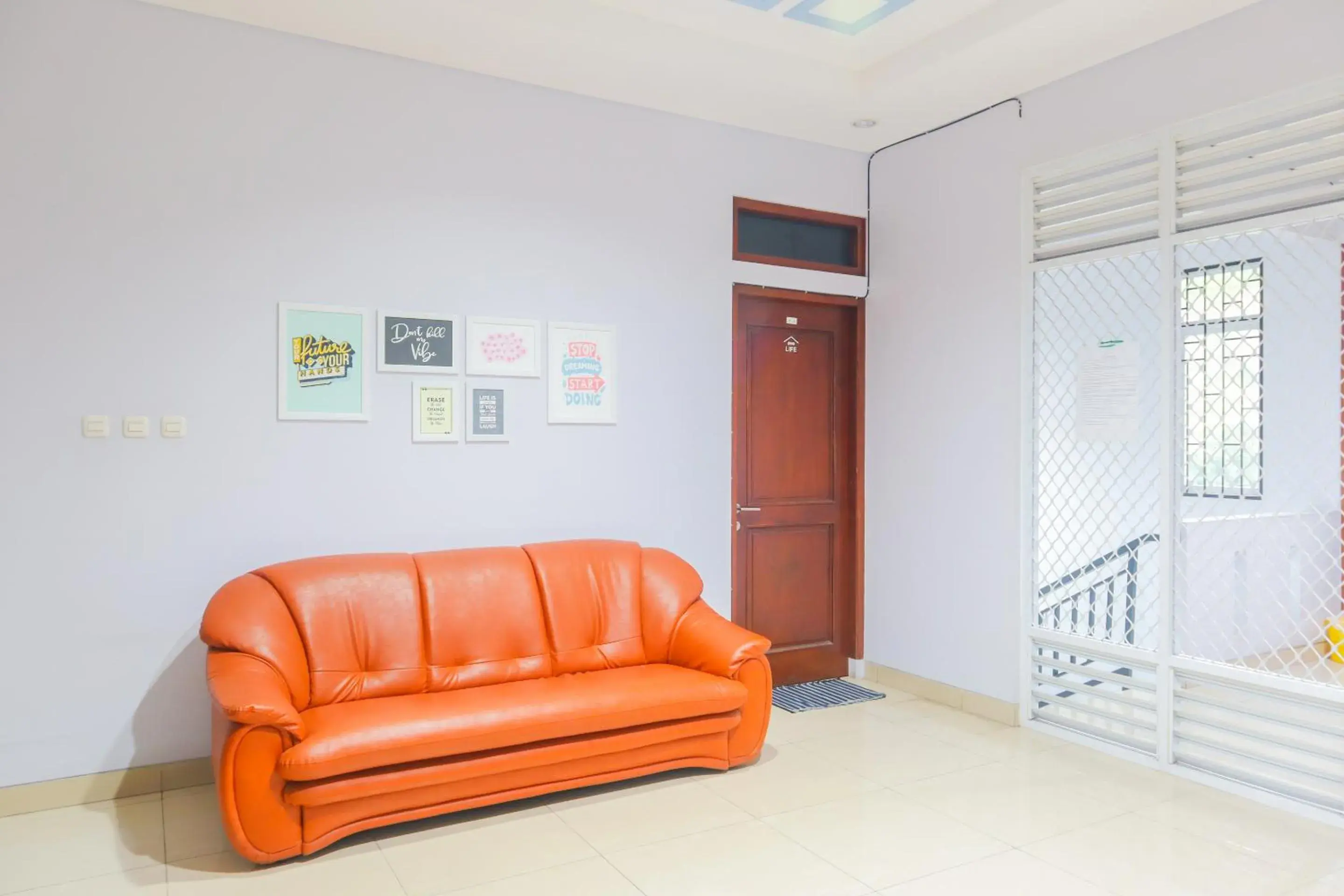 Seating area in KoolKost Syariah @ Duri Kosambi Seating area in KoolKost Syariah @ Duri Kosambi