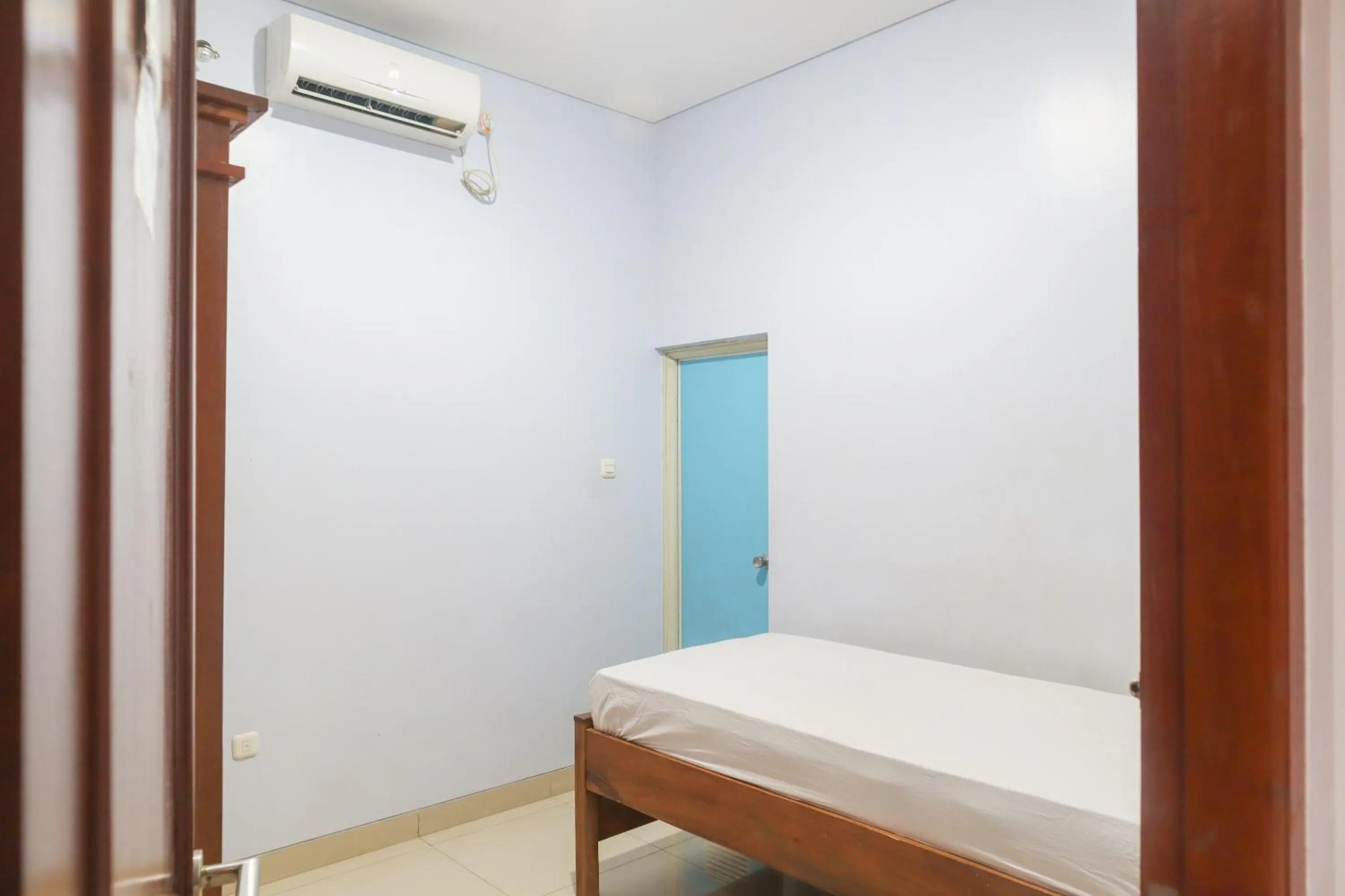 Bedroom in KoolKost Syariah @ Duri Kosambi