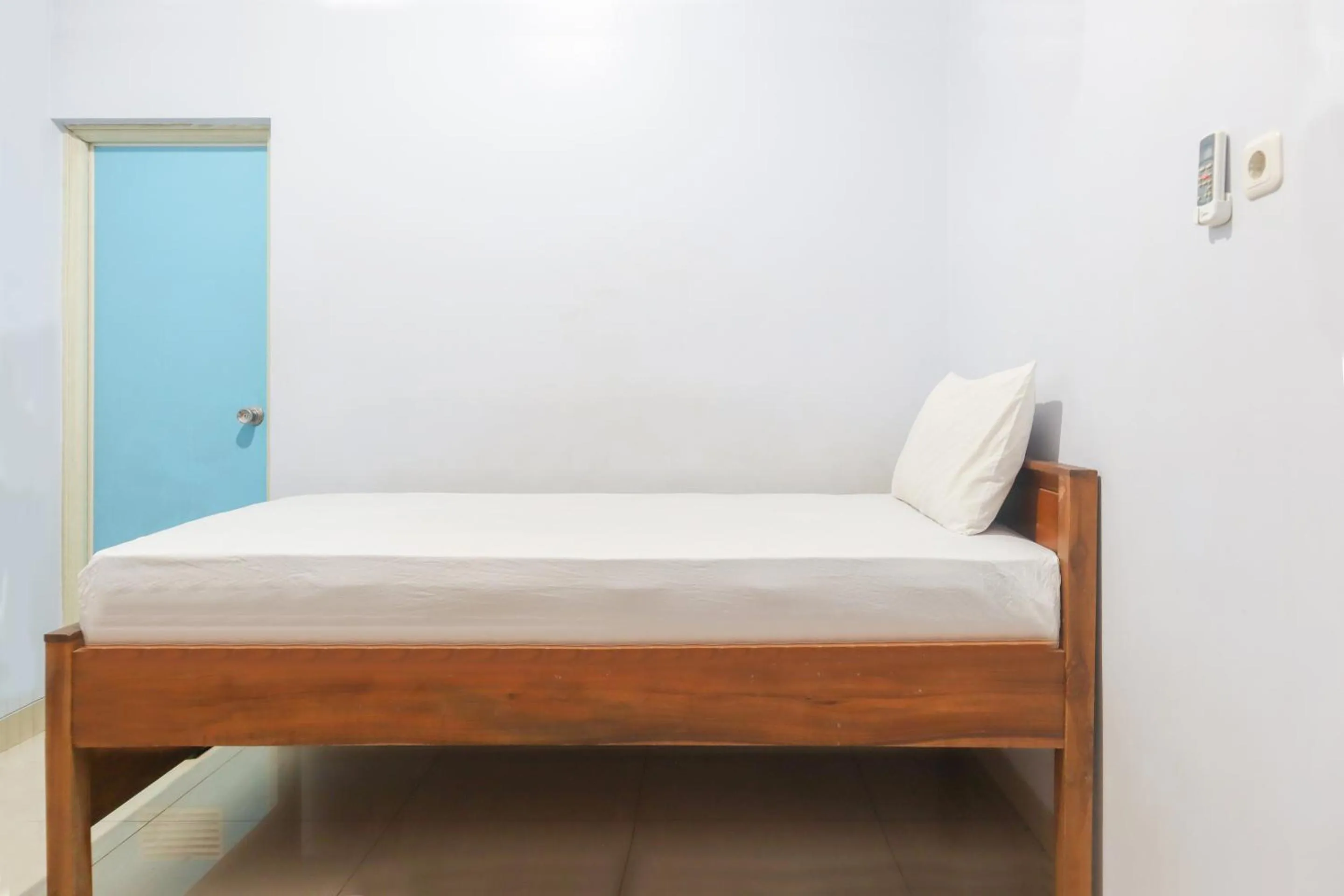 Bedroom in KoolKost Syariah @ Duri Kosambi