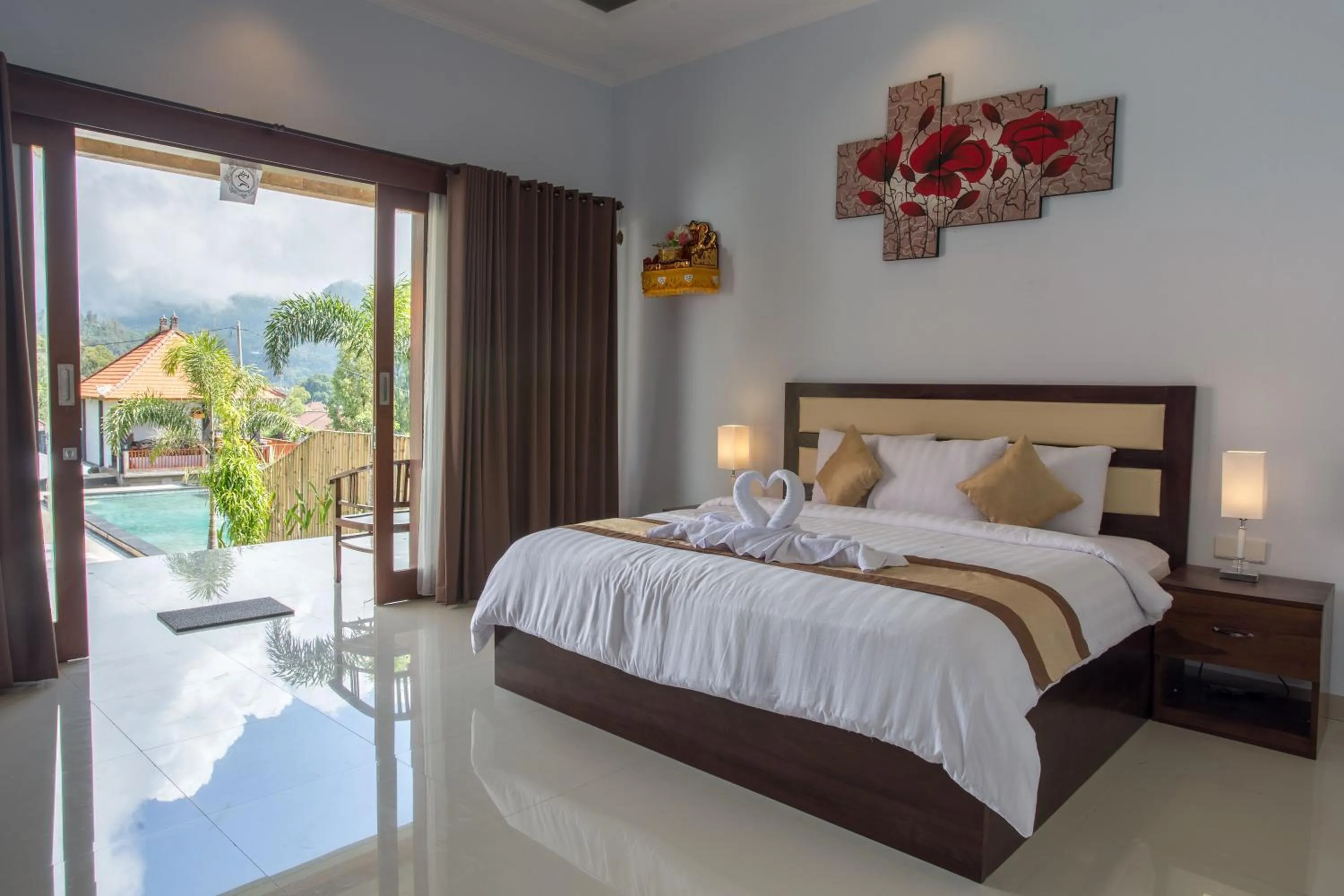 Bed in Mount Batur Villa