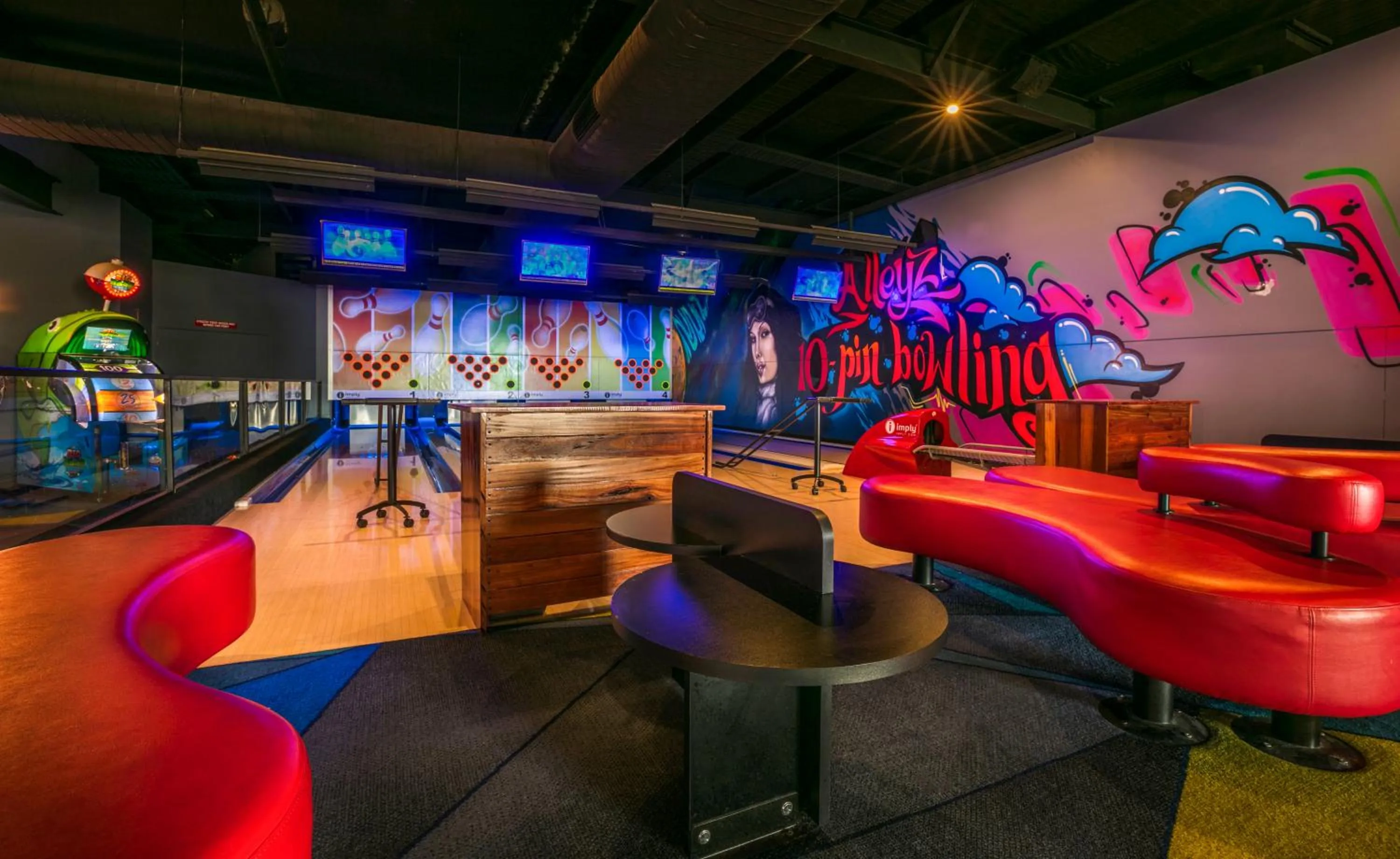 Bowling in Nightcap at Matthew Flinders Hotel