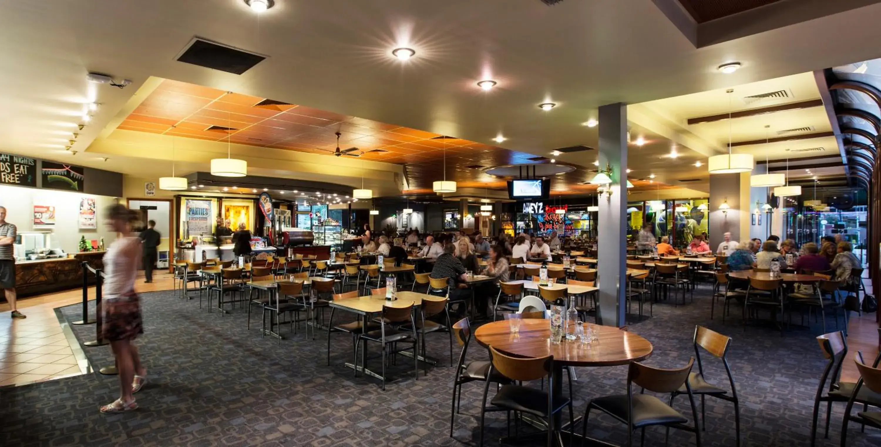 Restaurant/places to eat in Nightcap at Matthew Flinders Hotel Restaurant/places to eat in Nightcap at Matthew Flinders Hotel