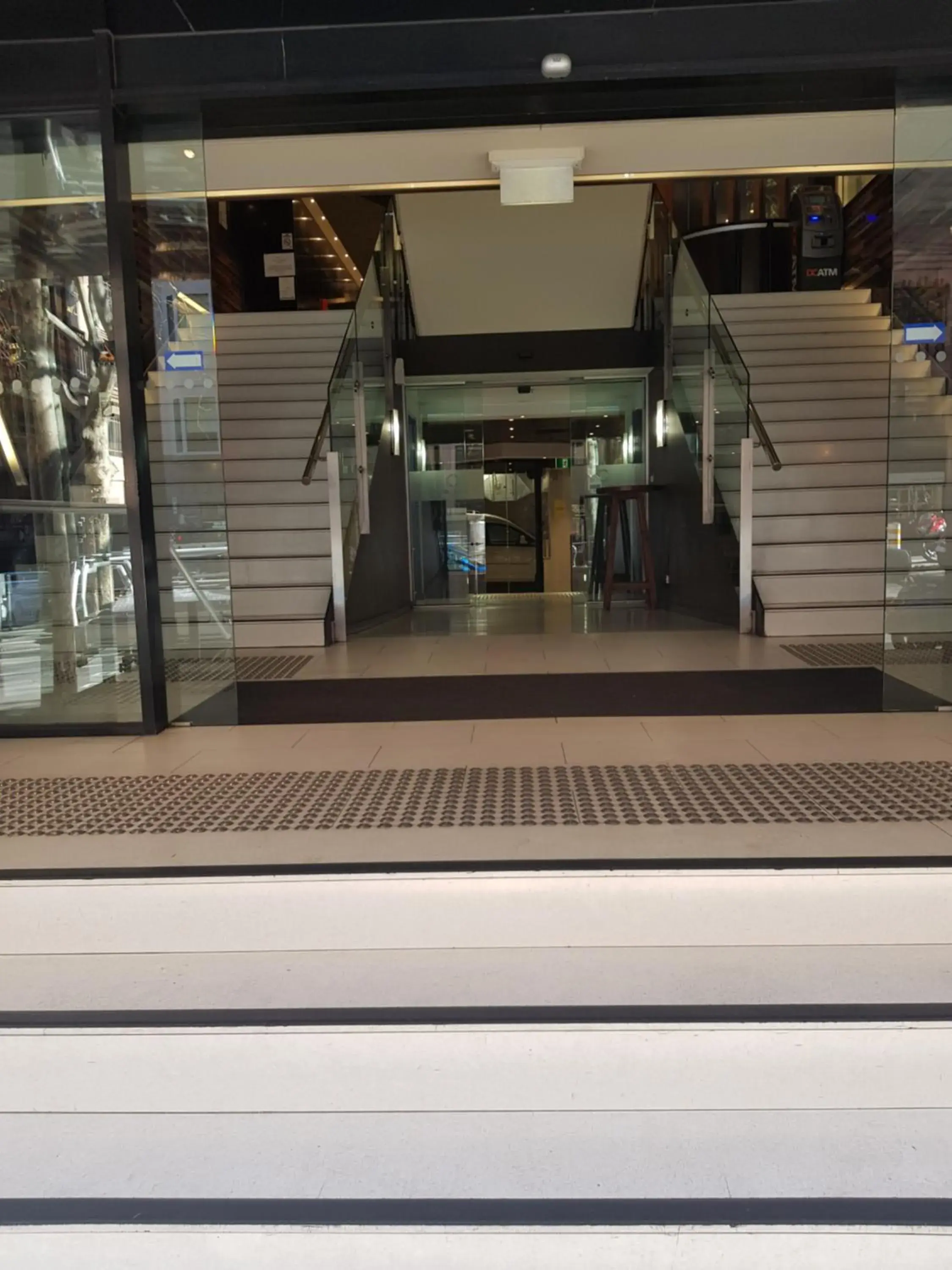 Facade/entrance in CitiClub Hotel Melbourne Facade/entrance in CitiClub Hotel Melbourne