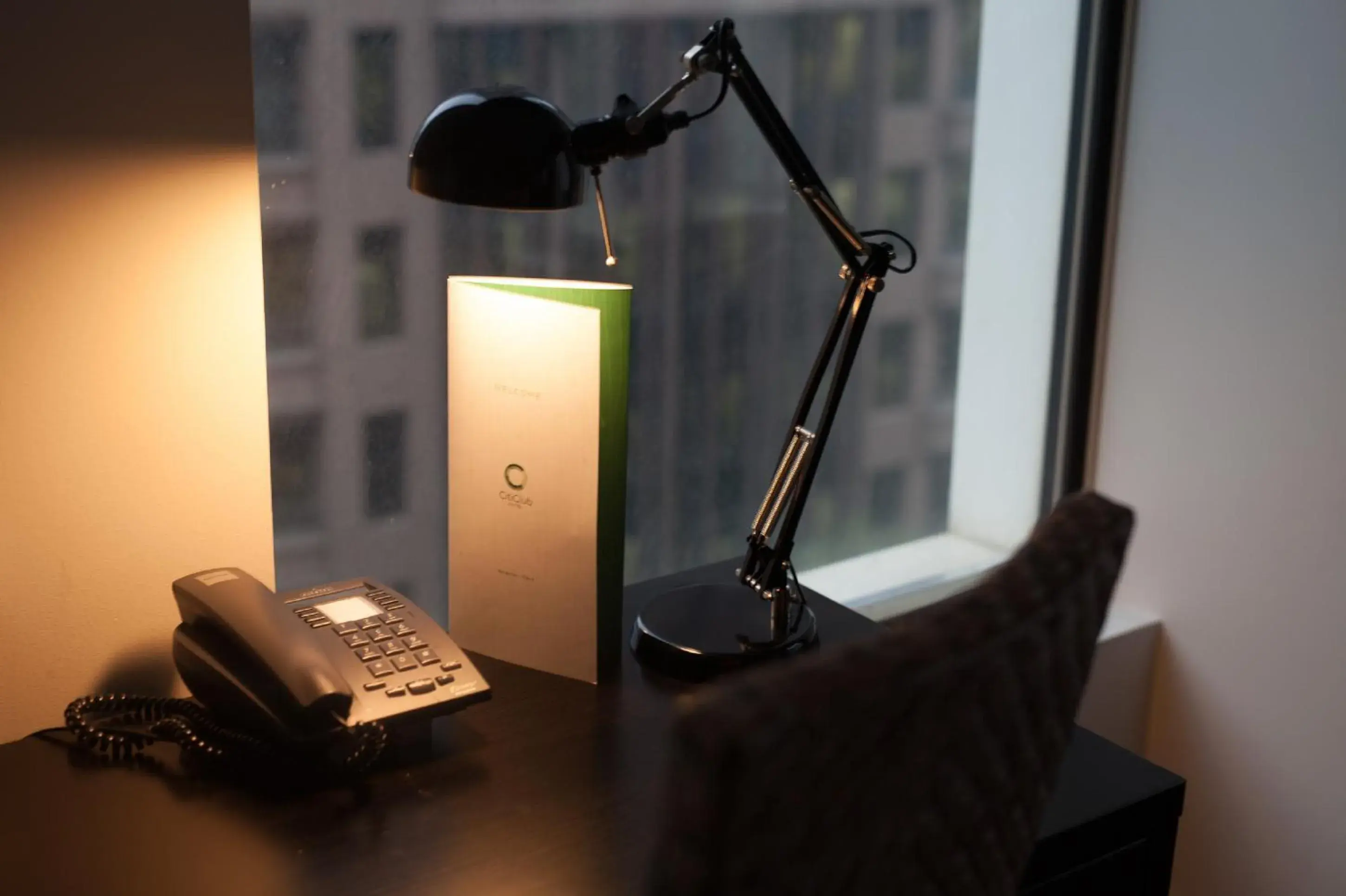 Living room in CitiClub Hotel Melbourne Living room in CitiClub Hotel Melbourne