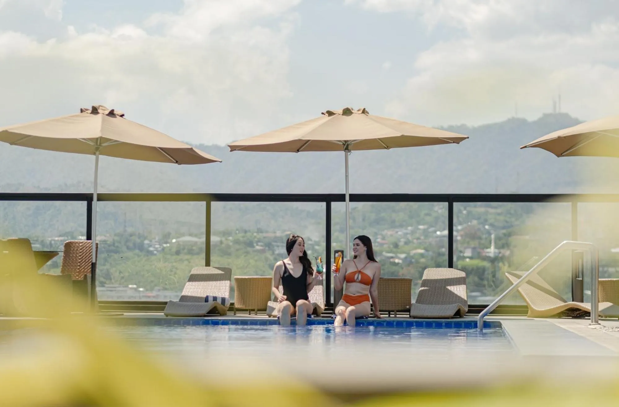 Swimming pool in Seda Central Bloc Cebu