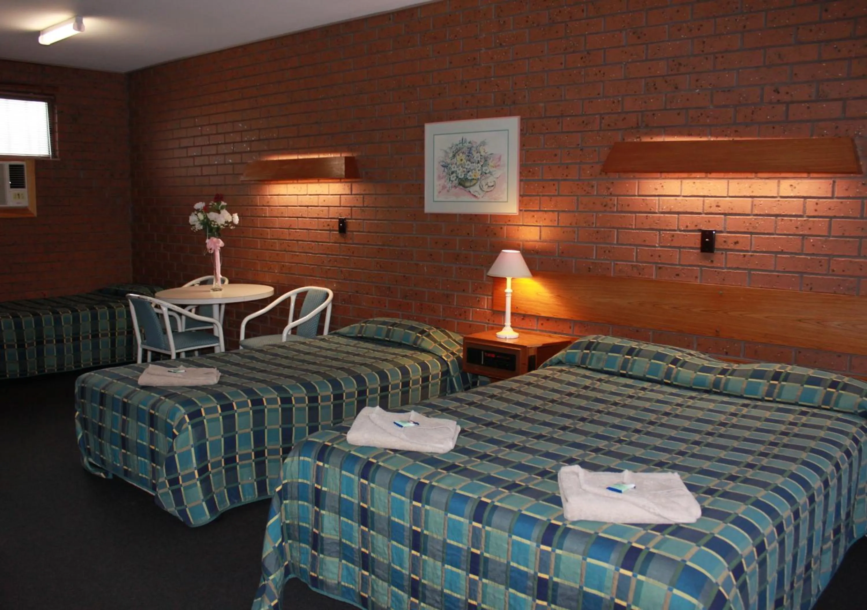 Bed in Melaleuca Lodge Beaconsfield