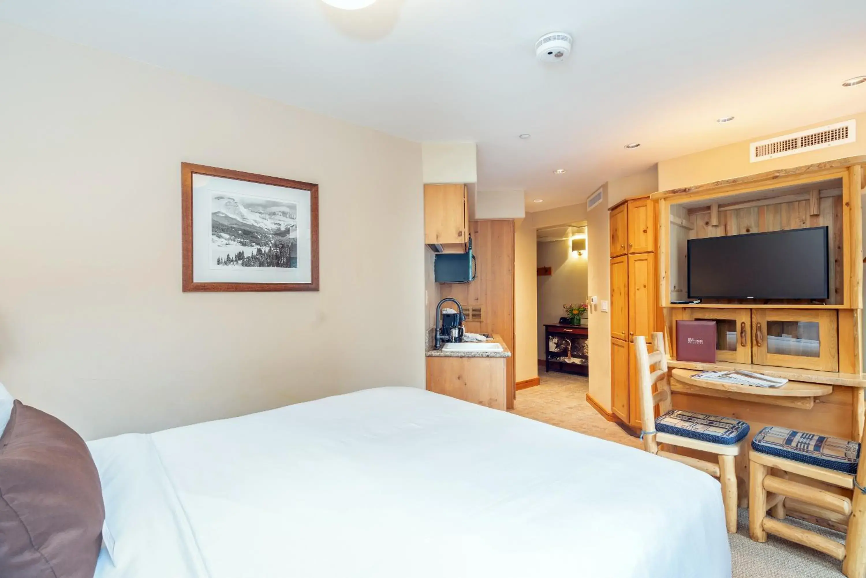 Bed in Inn at Lost Creek Bed in Inn at Lost Creek