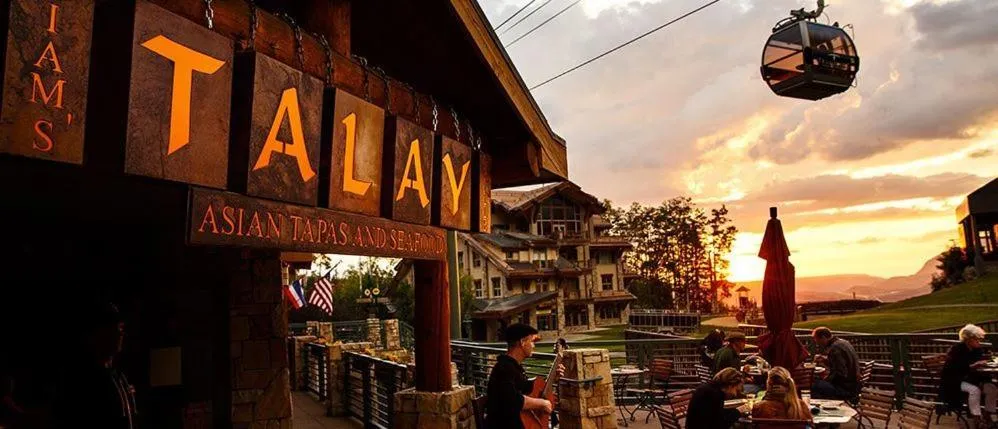 Restaurant/places to eat in Inn at Lost Creek