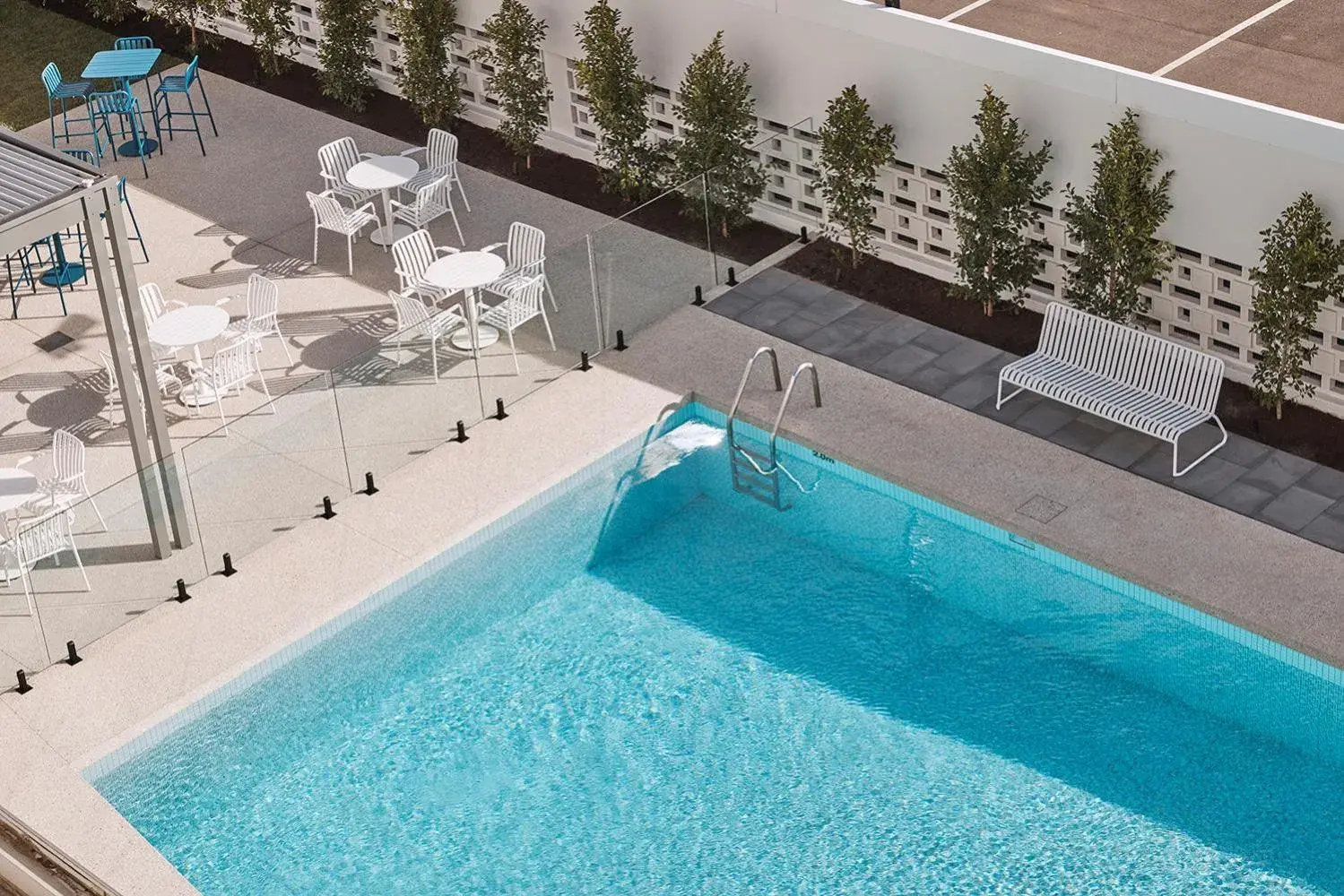 Swimming pool in HotelMOTEL Adelaide Swimming pool in HotelMOTEL Adelaide