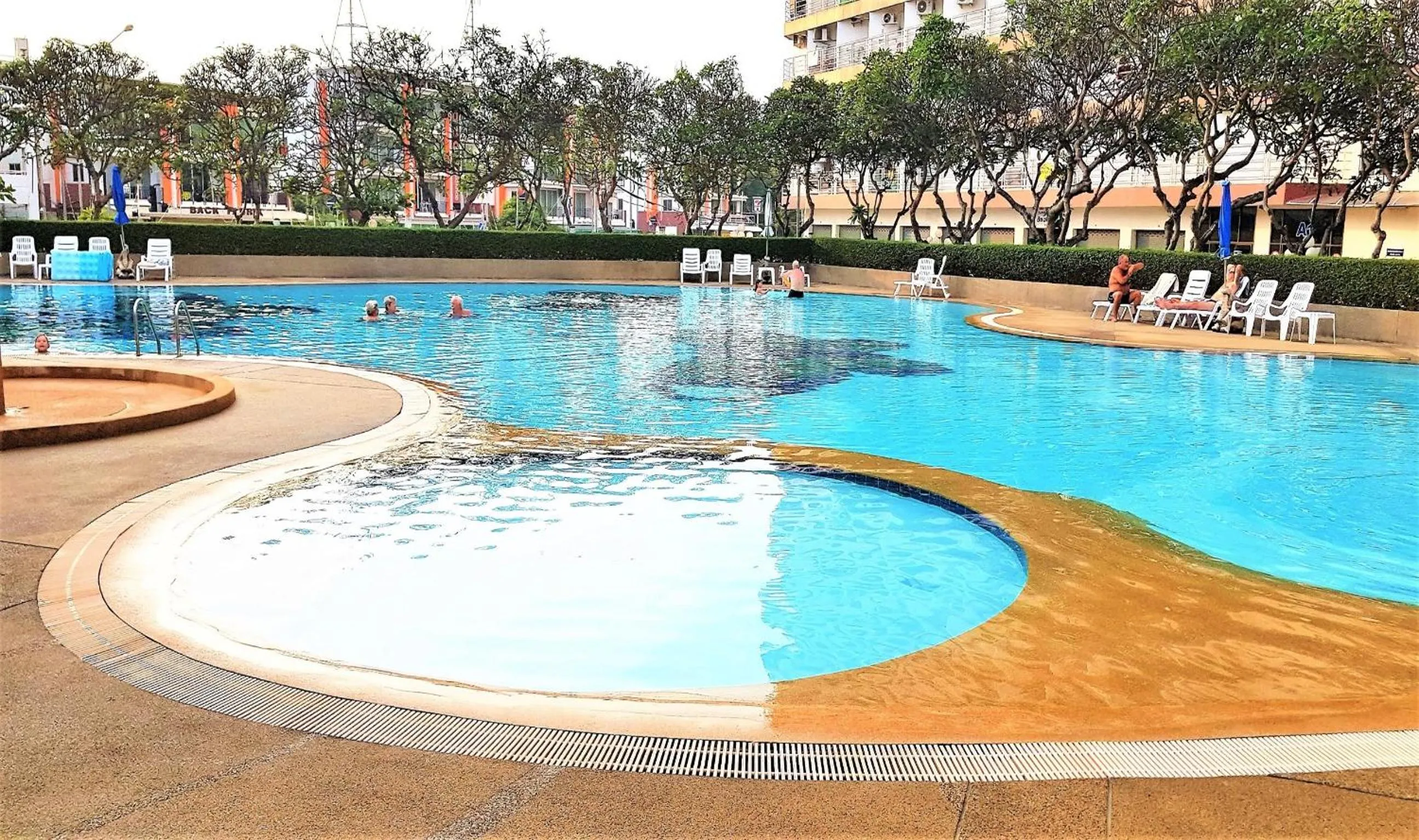 Swimming Pool in Jomtien beach condo sea view studio apartment 12th floor